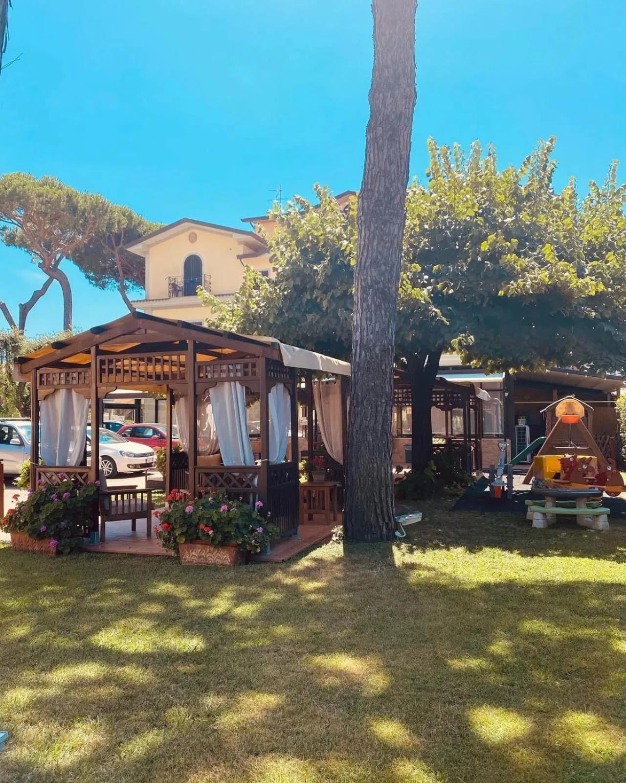 Garden in Hotel Virginia