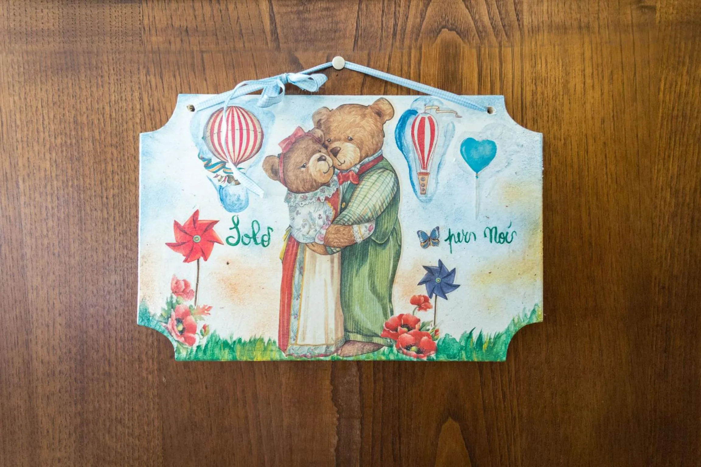 Text overlay in B&B New Day