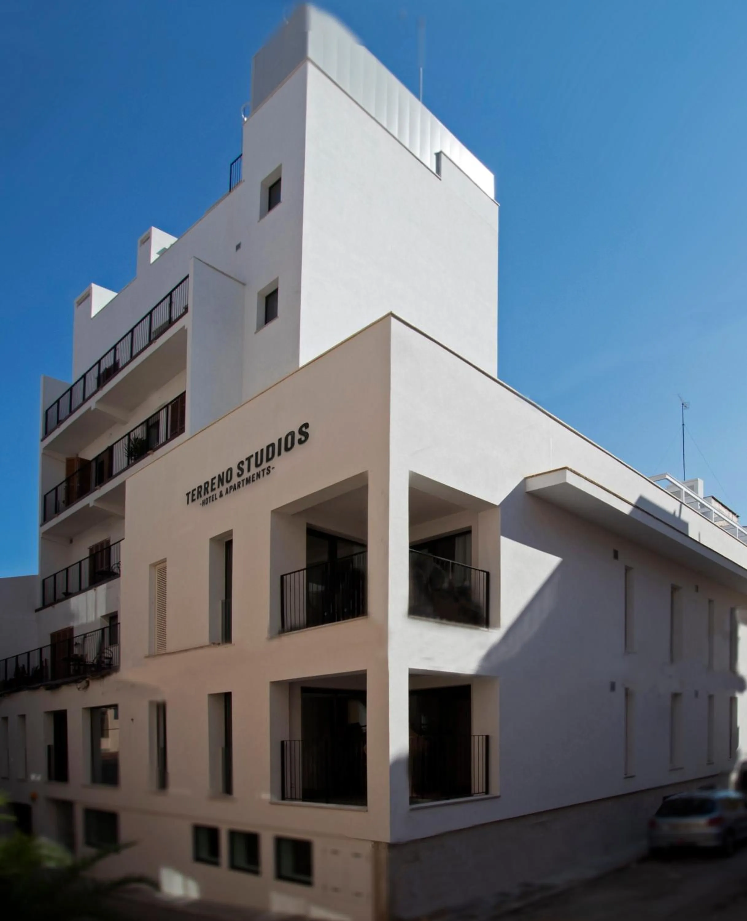 Property building in Terreno Suites