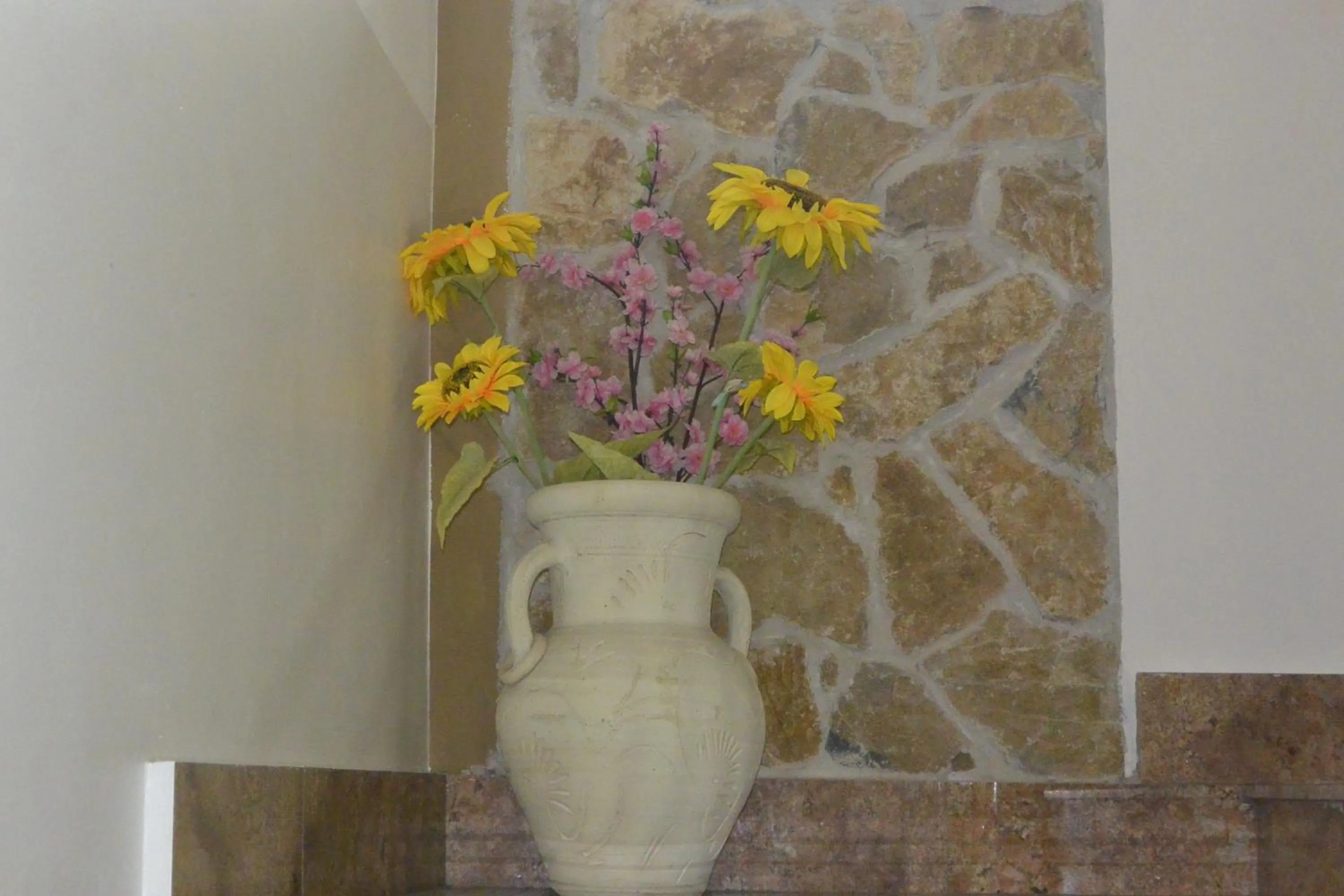 Breakfast in Villa Bema