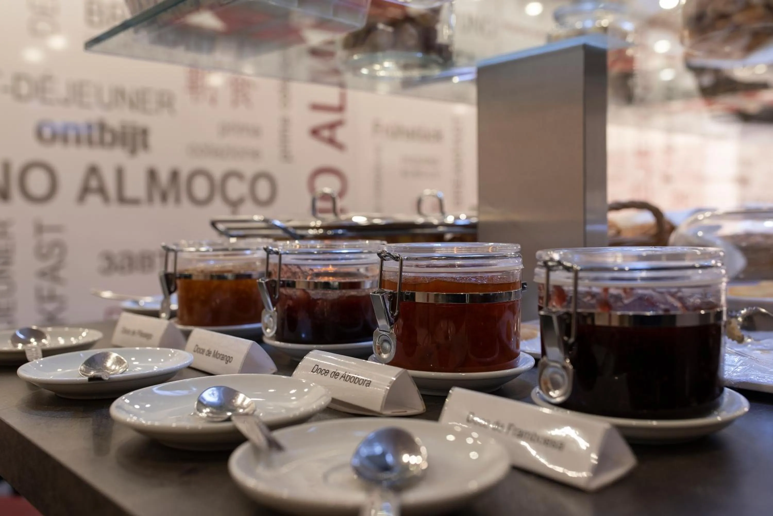 Breakfast in Hotel Samasa Fundao