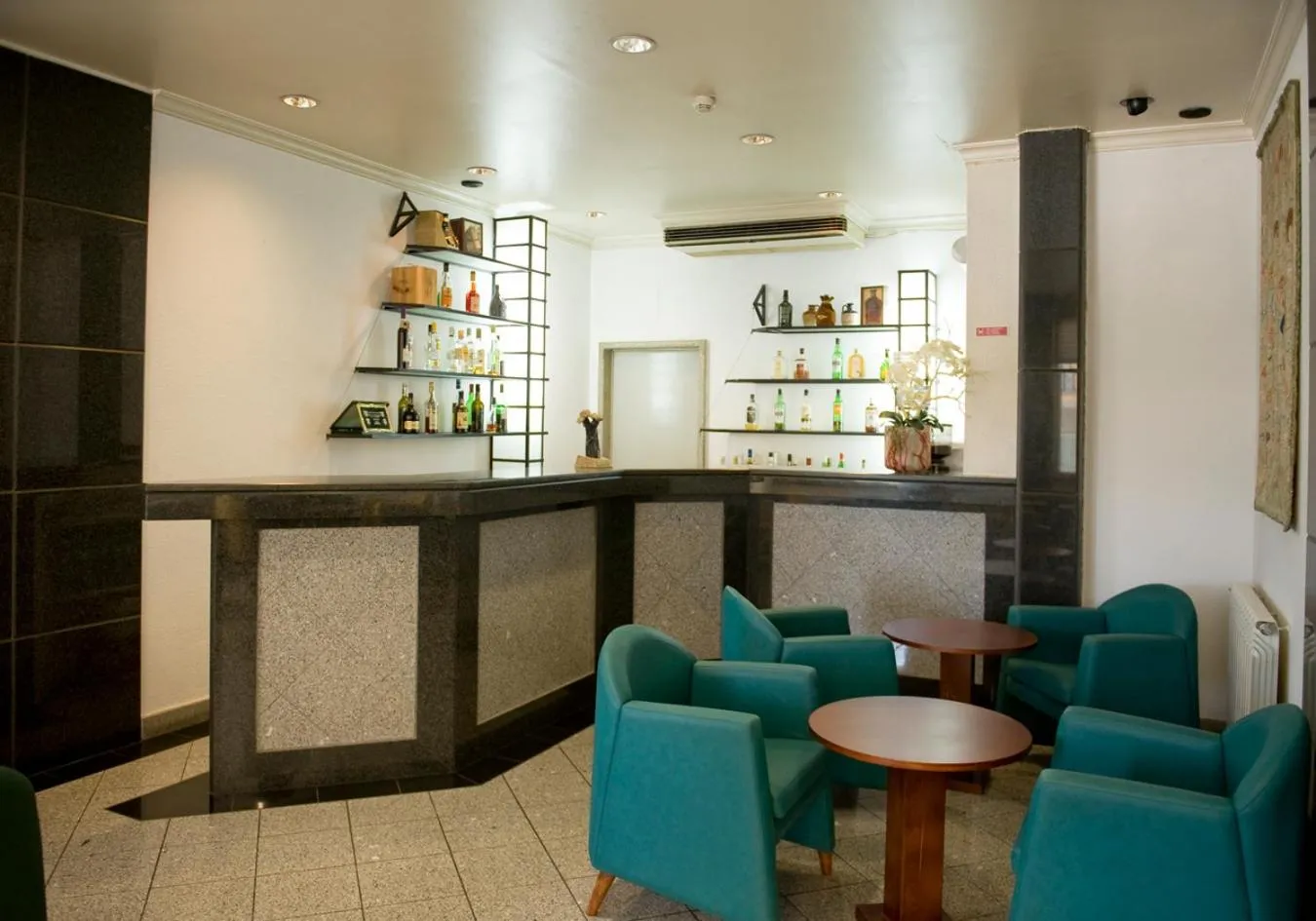 Lounge or bar in Hotel Samasa Fundao