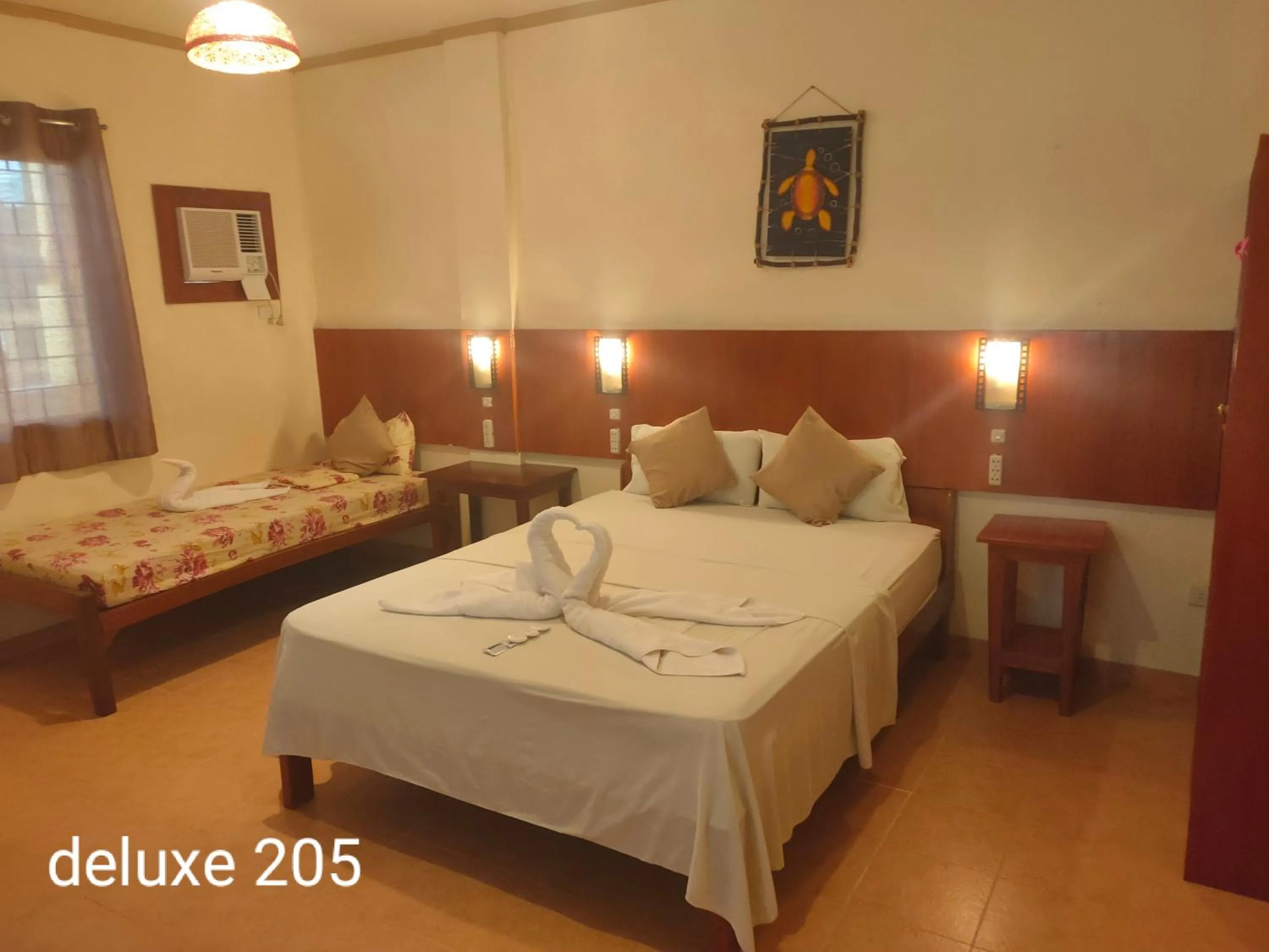 Bedroom, Bed in Sulu Plaza