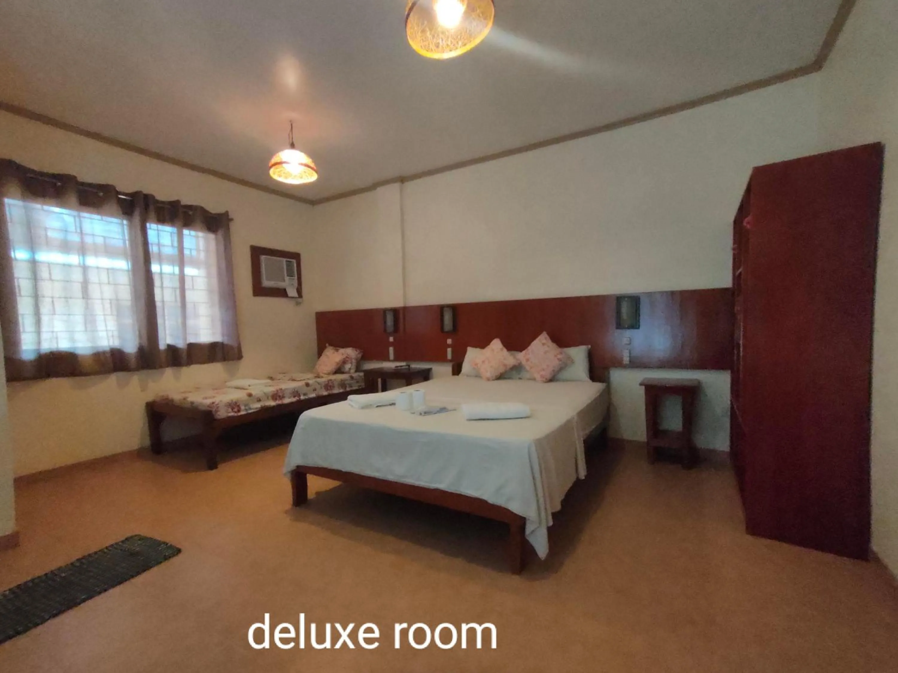 Bedroom, Bed in Sulu Plaza