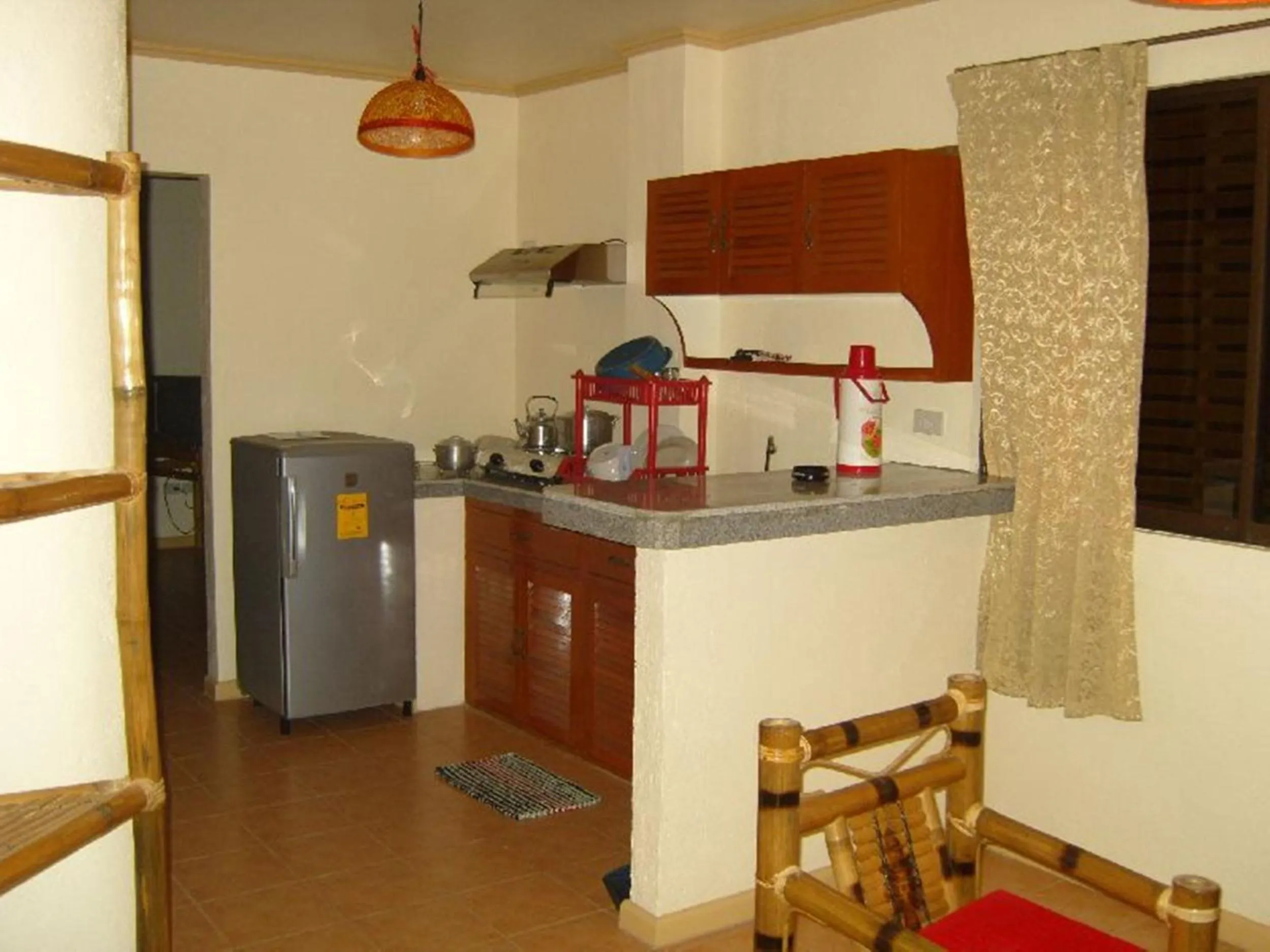Kitchen or kitchenette in Sulu Plaza