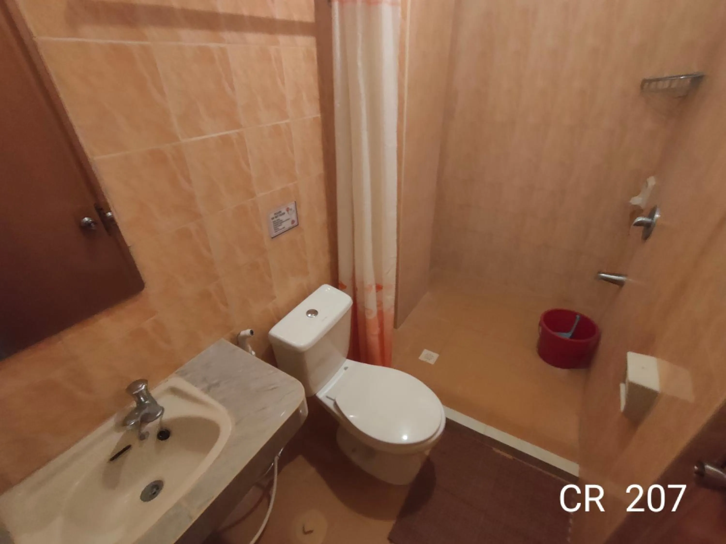 Shower in Sulu Plaza