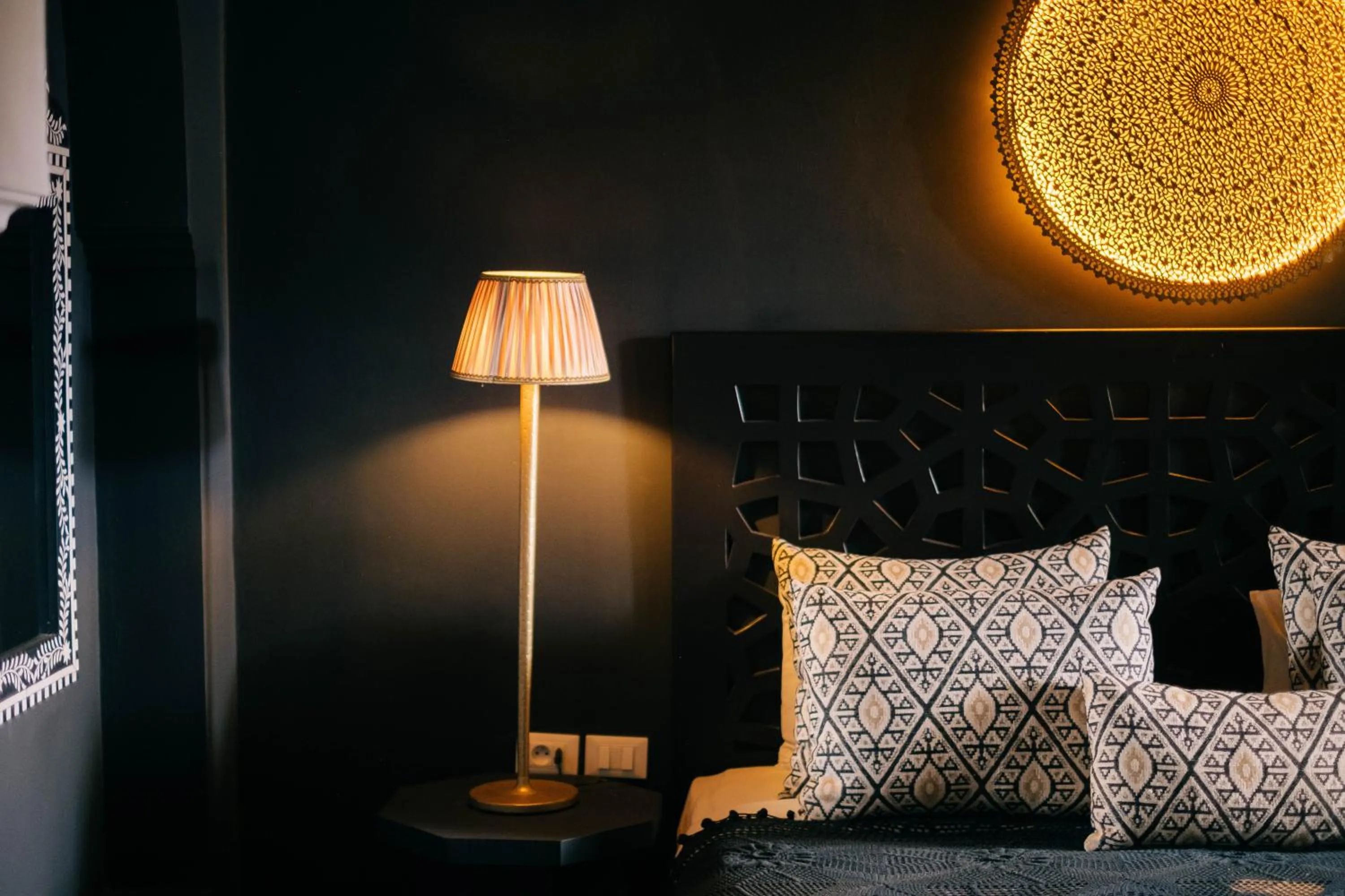 Bed in Riad Nashira & Spa