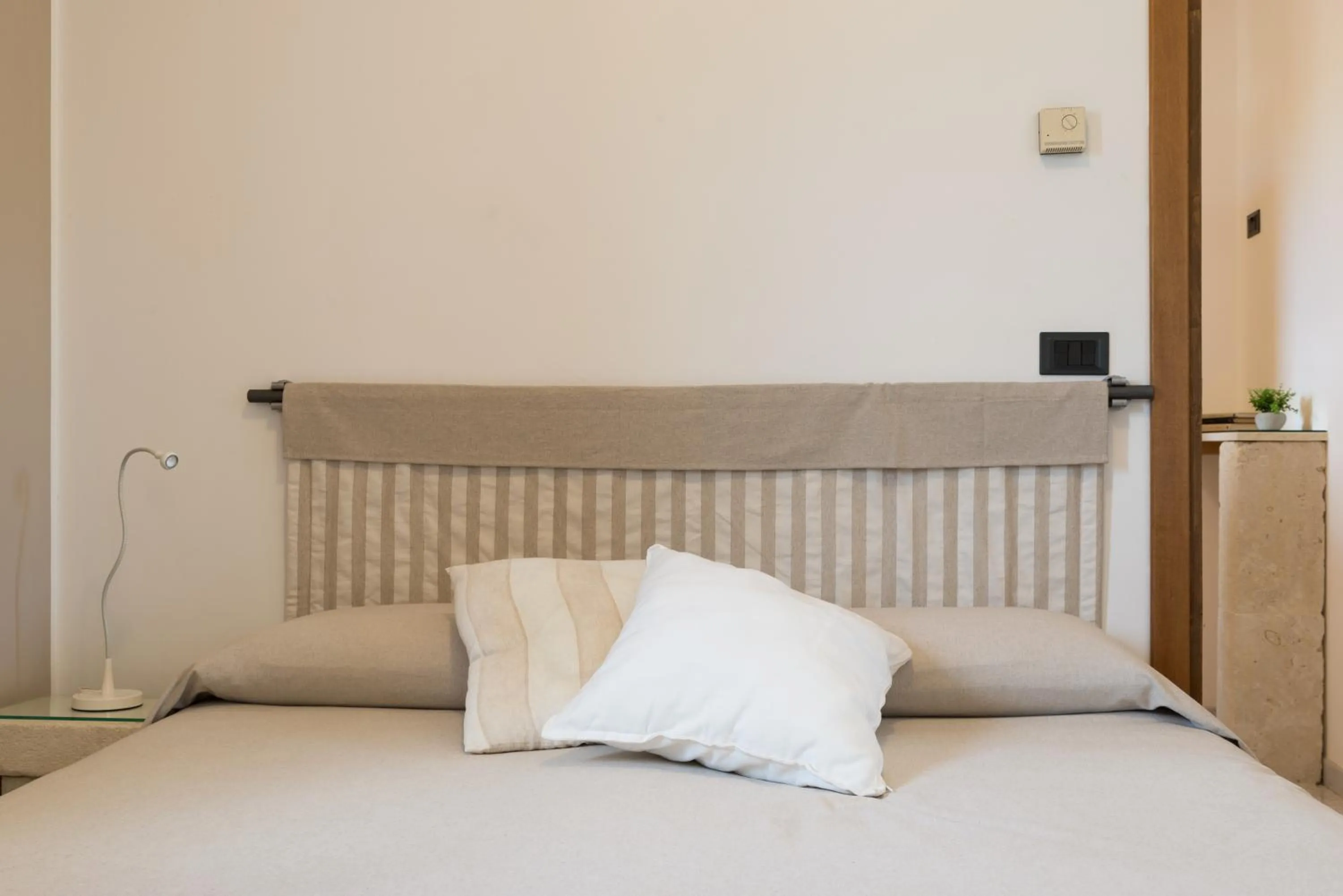 Bed in Piccolo Hotel Villa Rosa