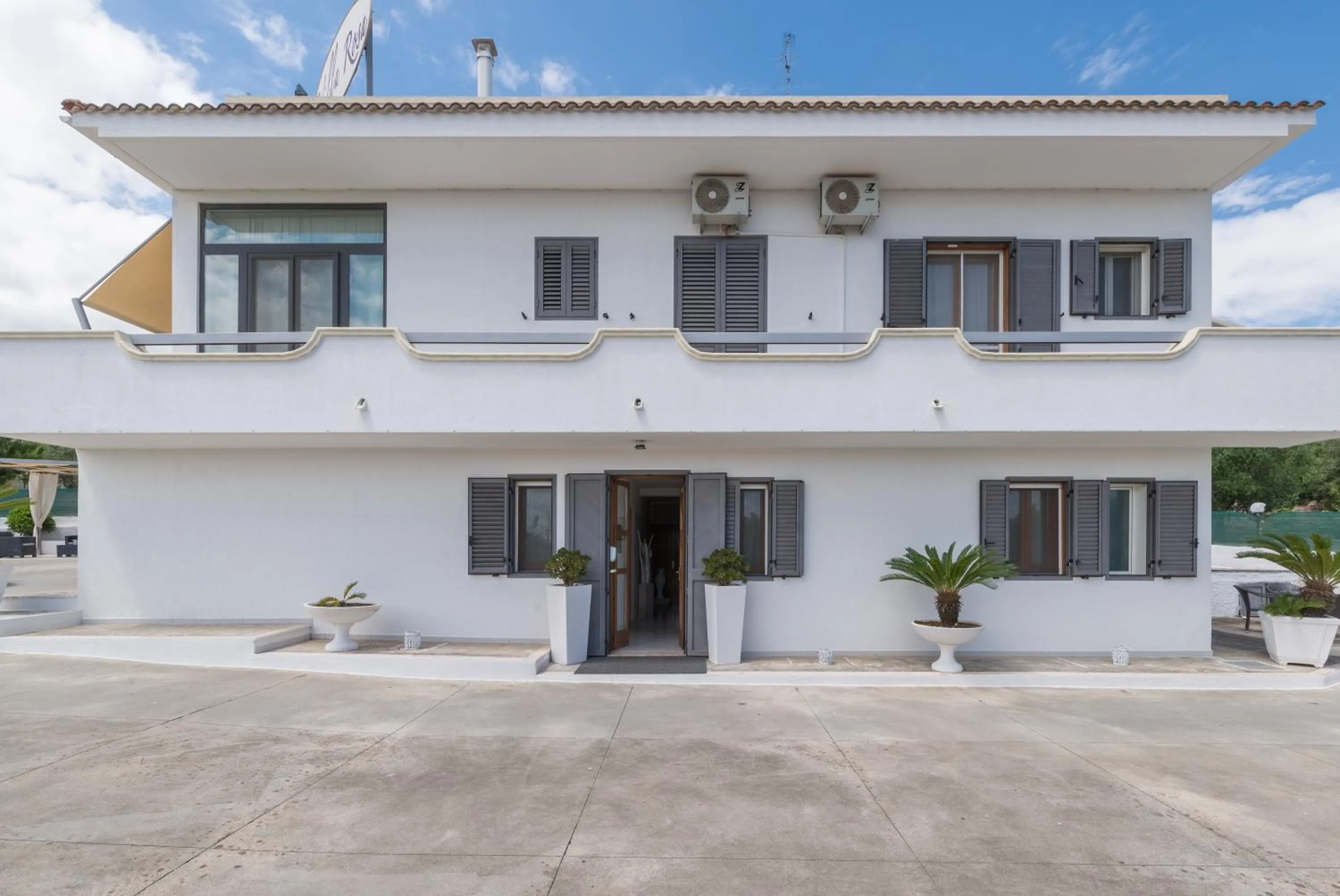 Property Building in Piccolo Hotel Villa Rosa