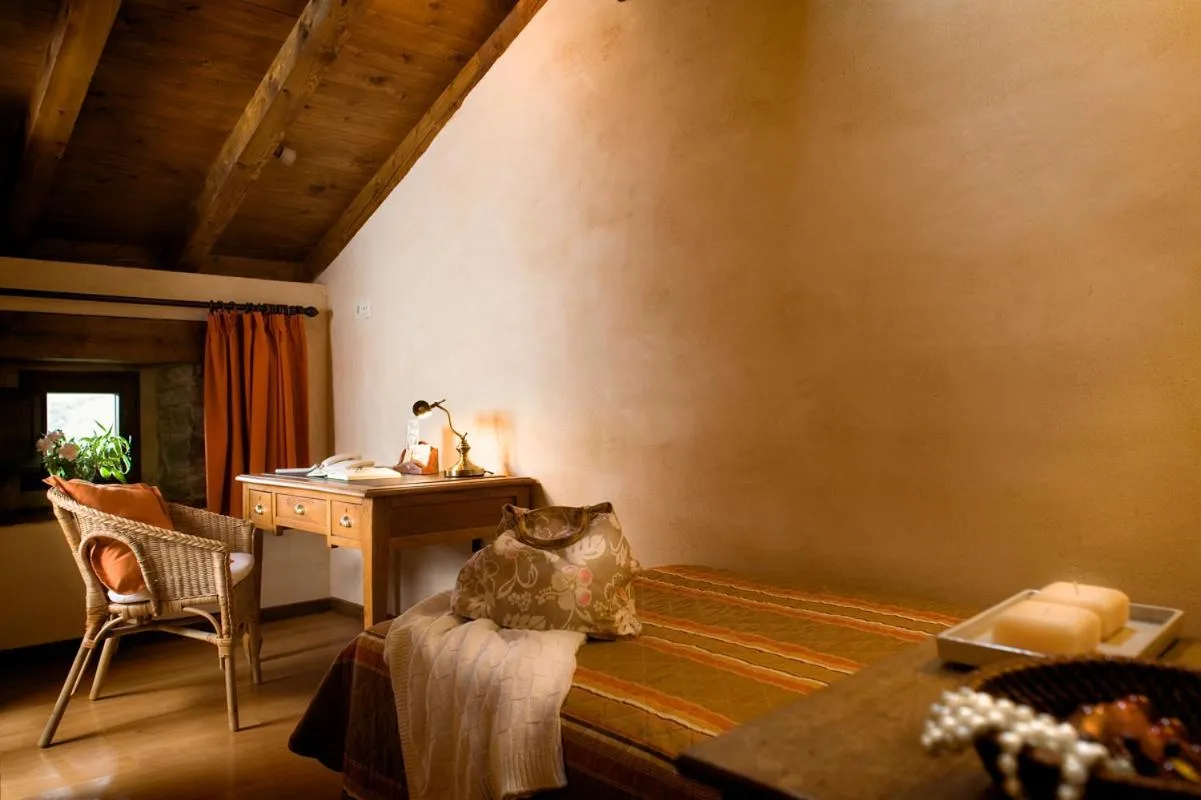 Photo of the whole room in Hotel Akerreta