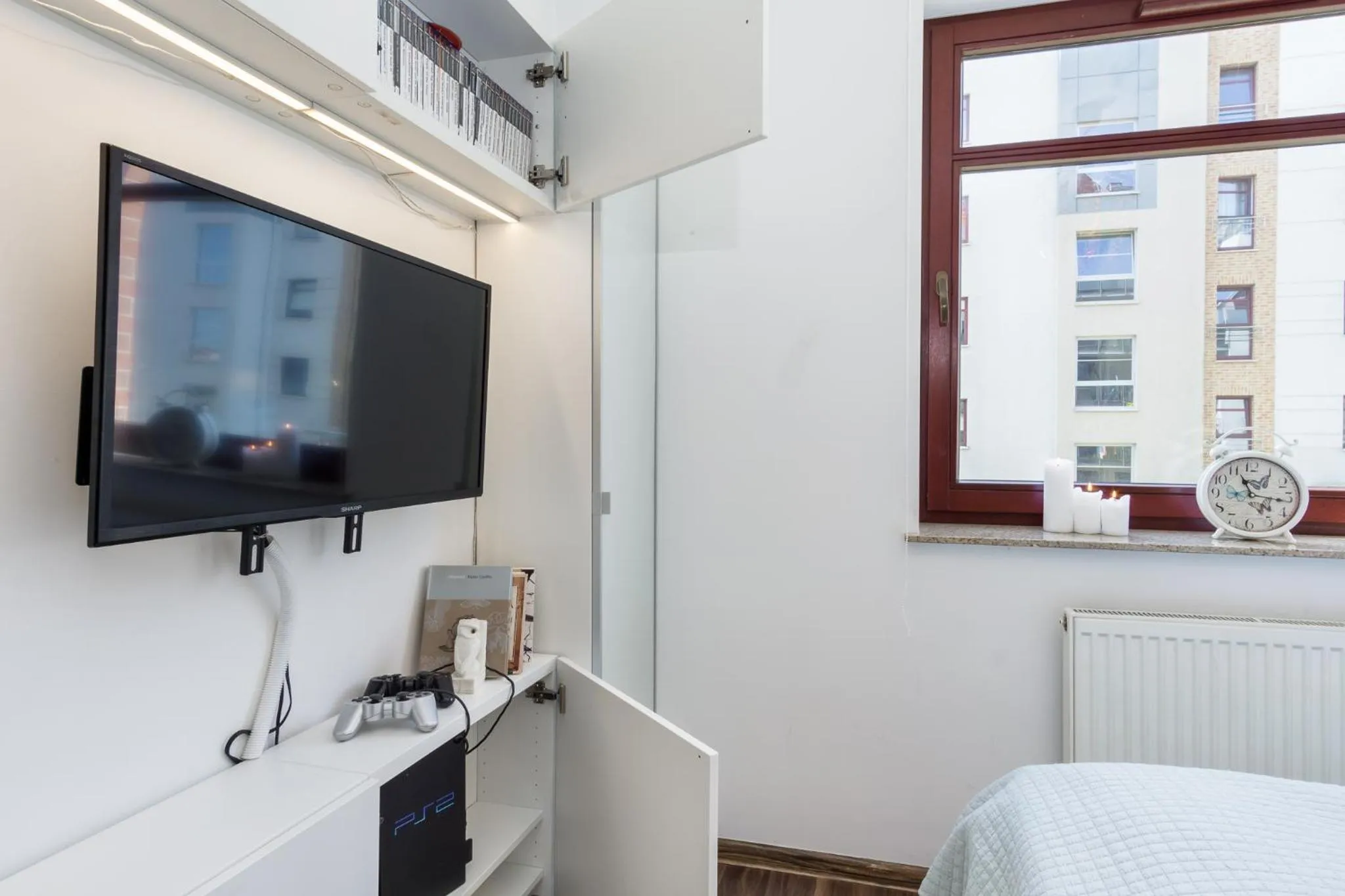 TV and multimedia, Bed in Elite Apartments by the River