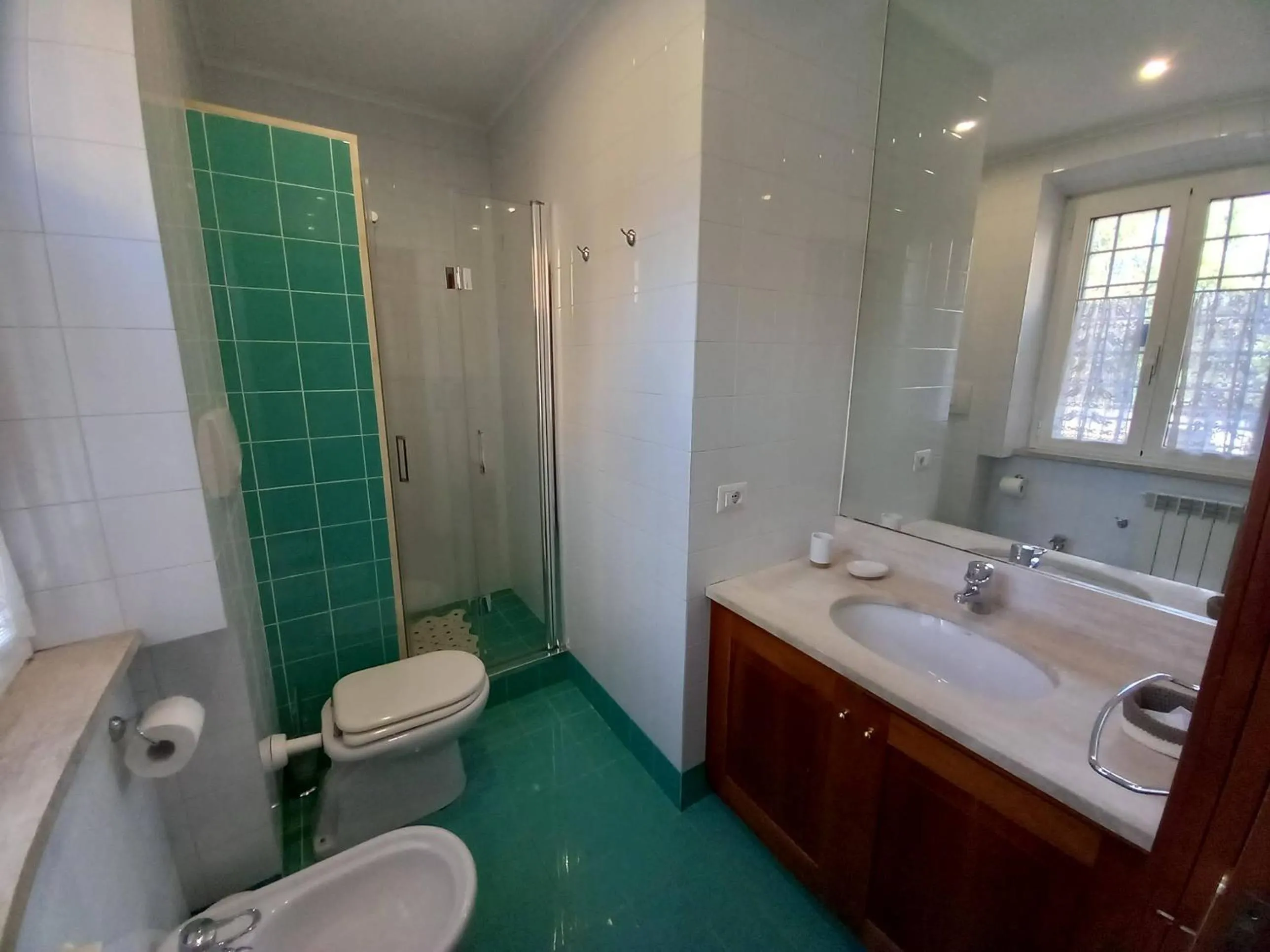 Shower in L'Oasi al Pigneto - Guest house
