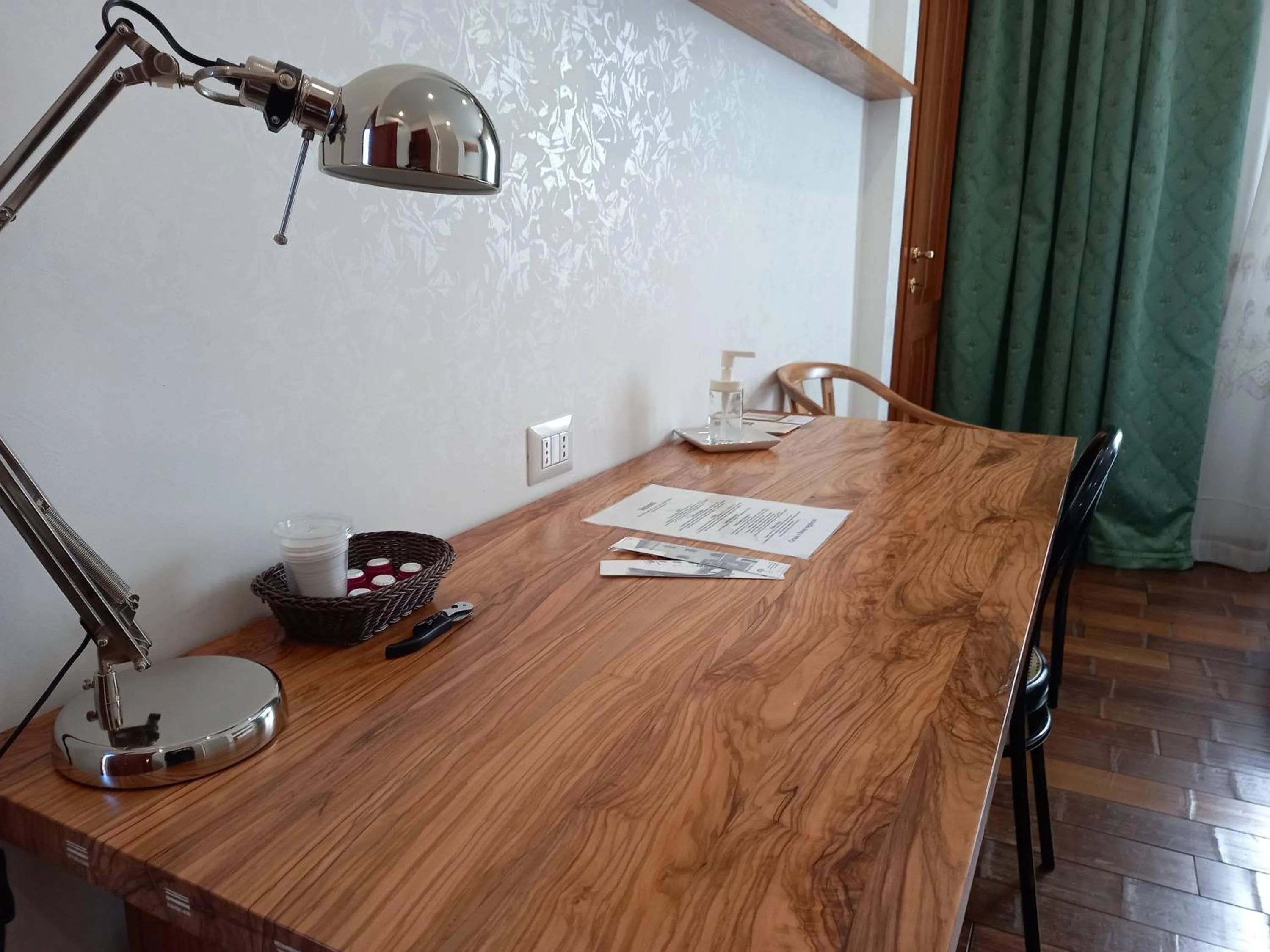 Bedroom in L'Oasi al Pigneto - Guest house