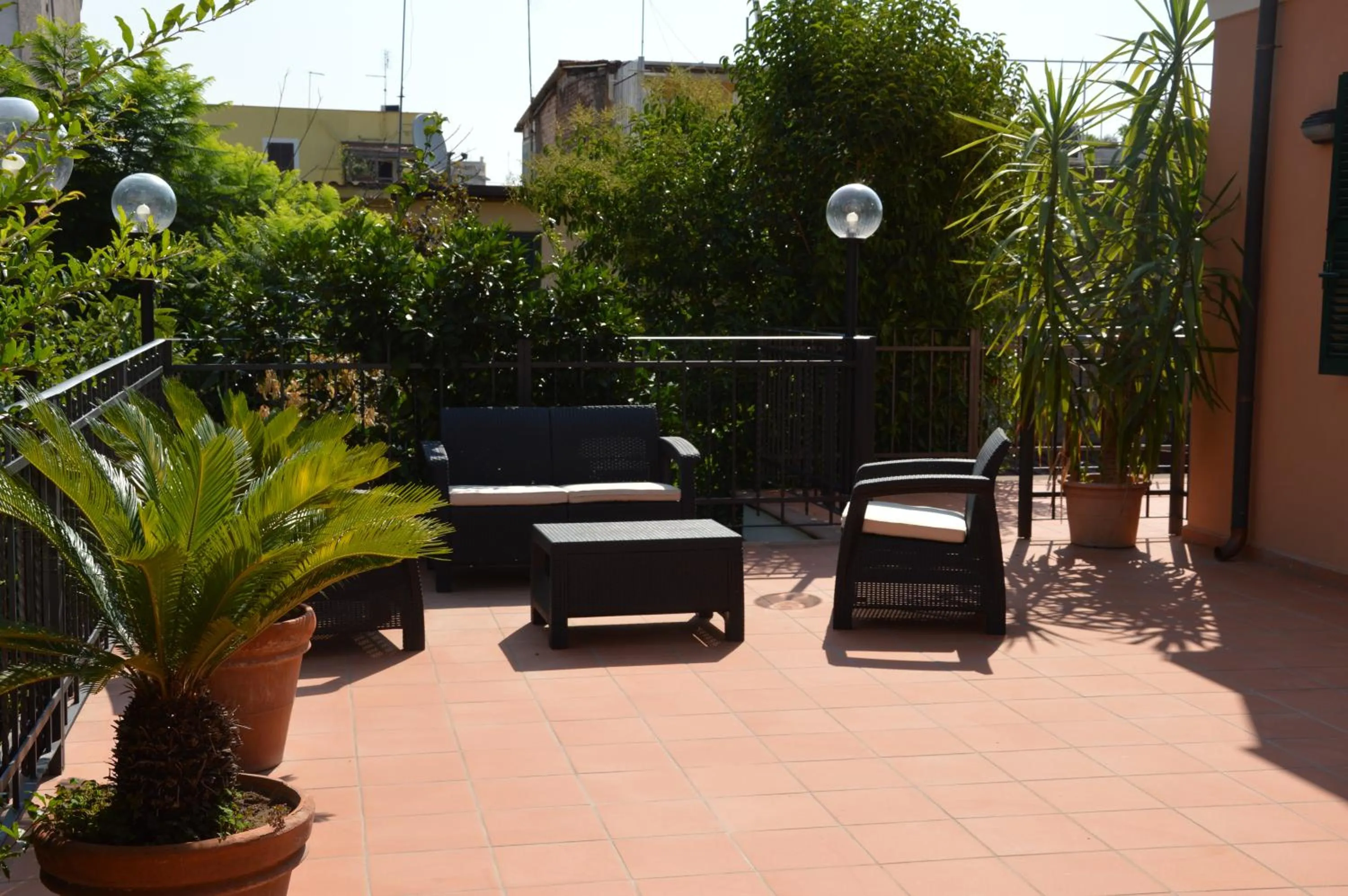 Balcony/Terrace in L'Oasi al Pigneto - Guest house