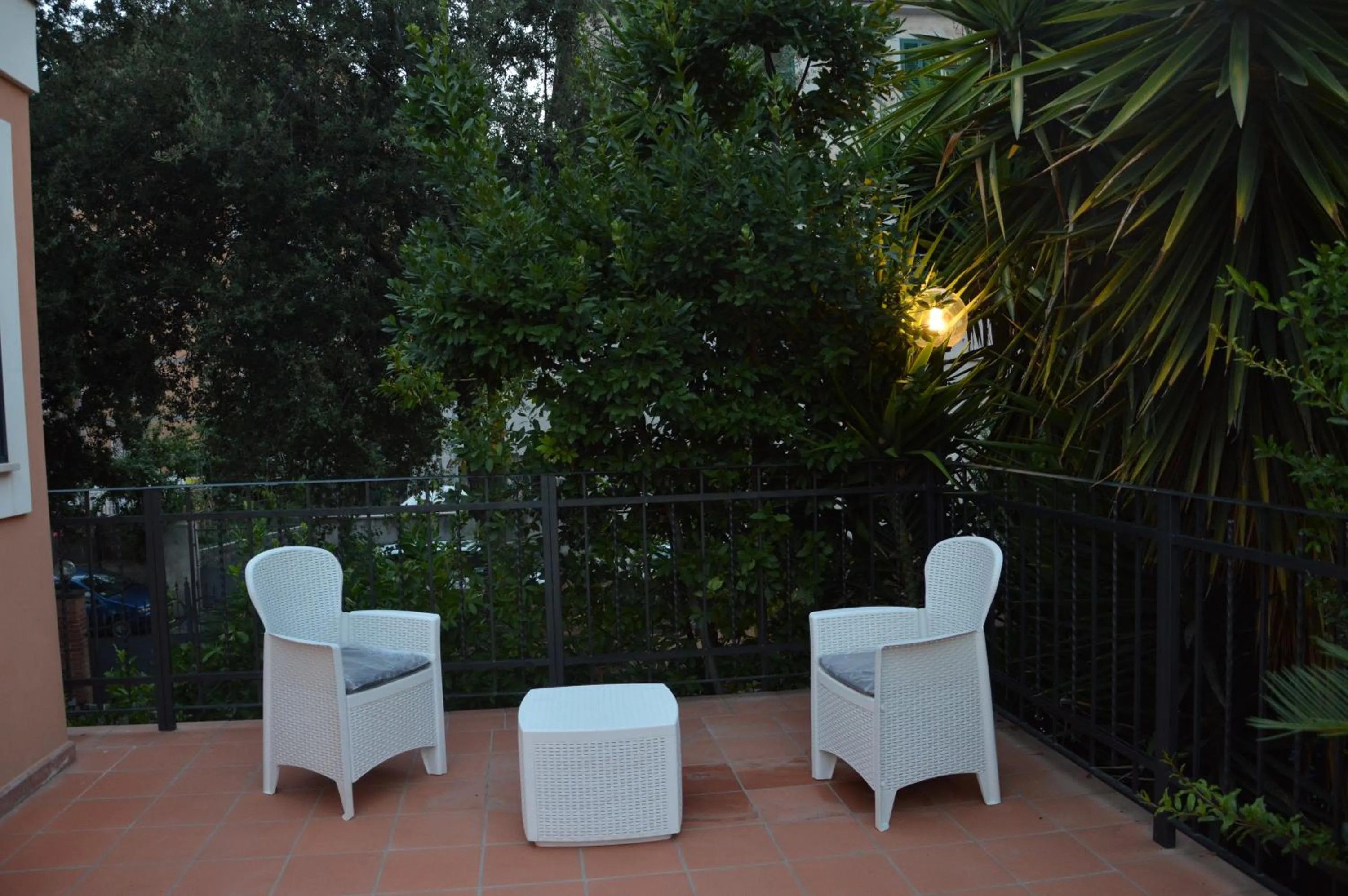 Balcony/Terrace in L'Oasi al Pigneto - Guest house