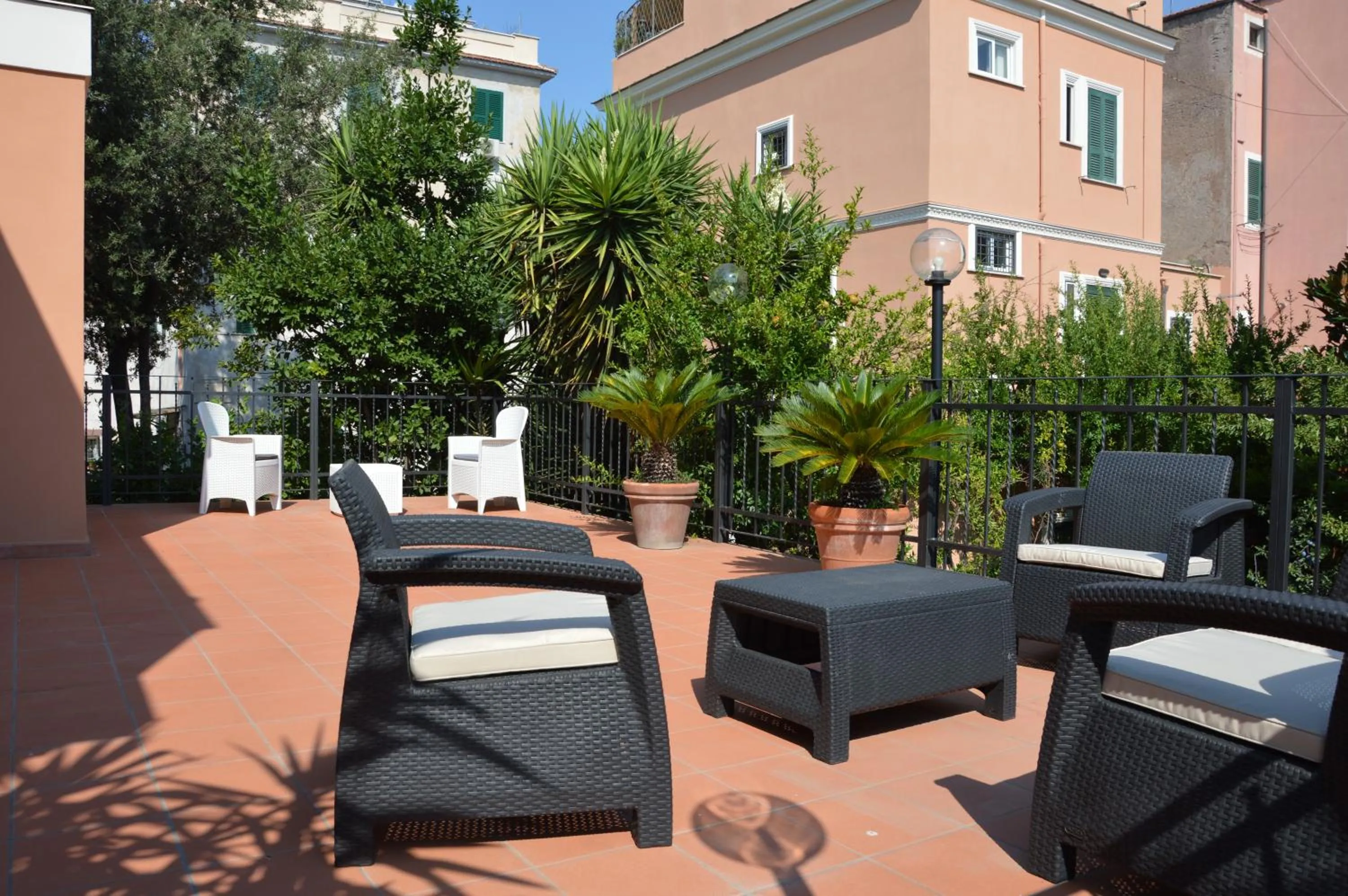 Balcony/Terrace in L'Oasi al Pigneto - Guest house