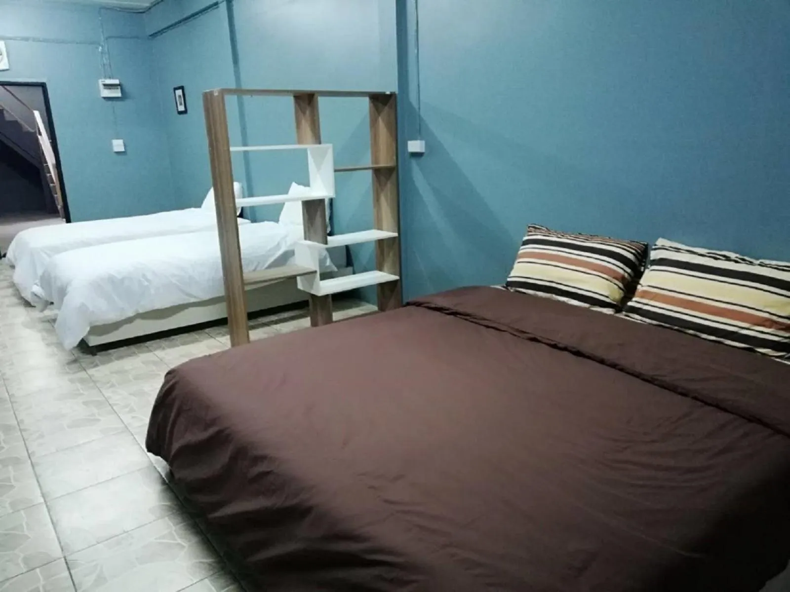 Photo of the whole room, Bed in E2S Place