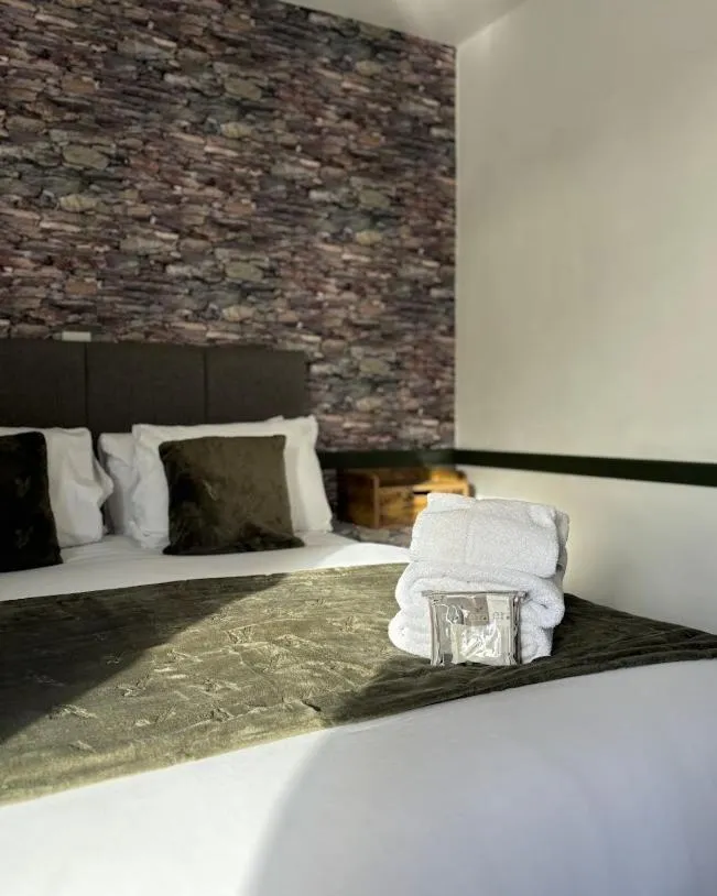 Bed in Gilpin Bridge Inn