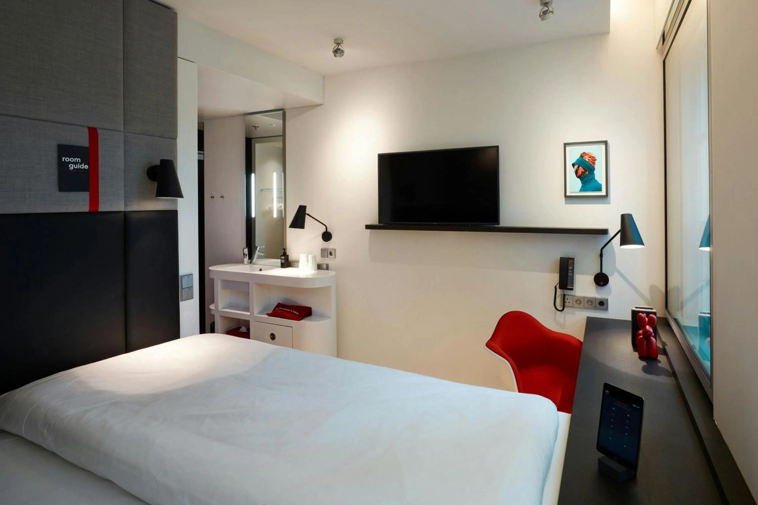 Bedroom, Bed in citizenM Amstel Amsterdam