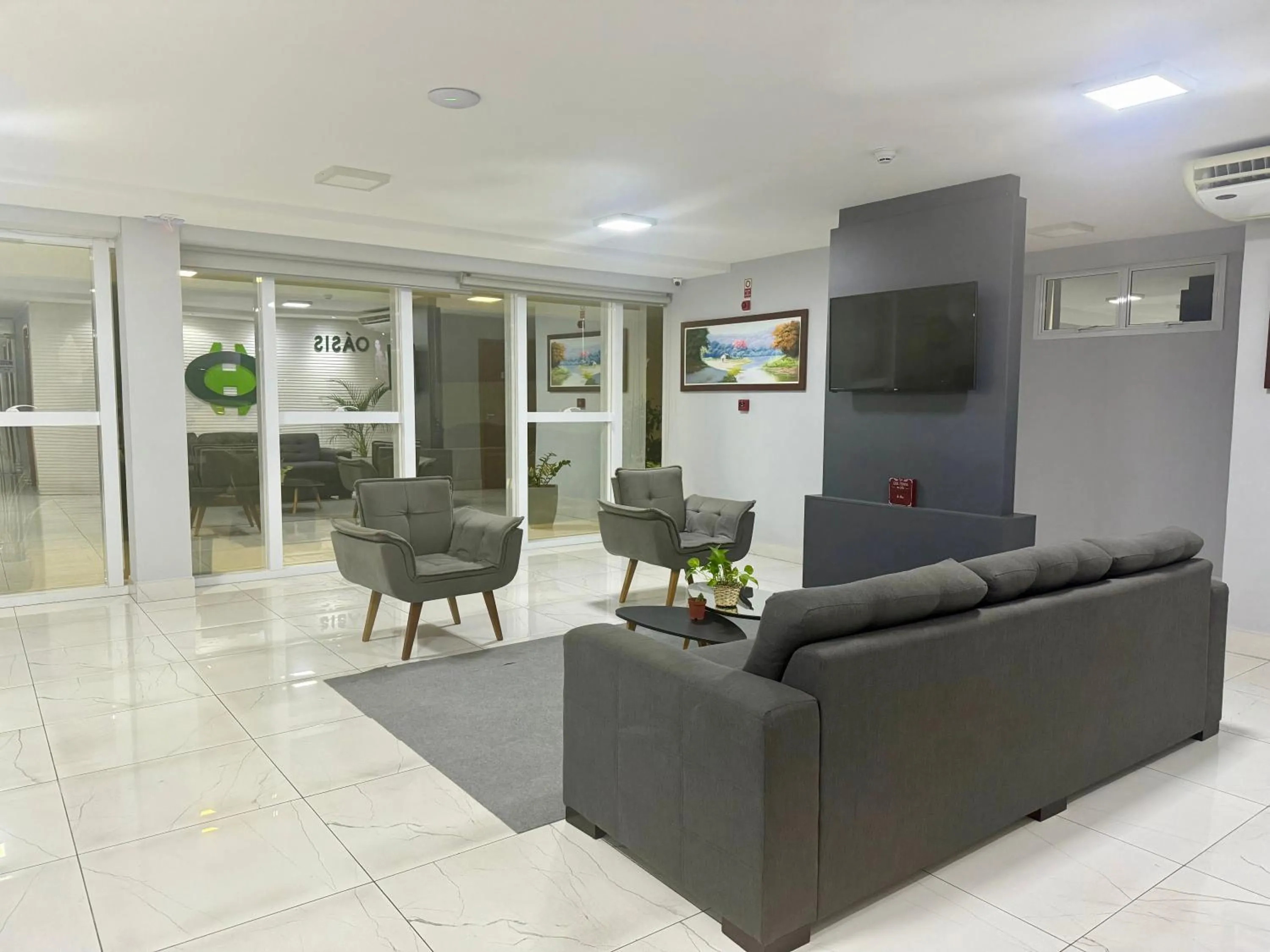 Property building in Hotel Oásis de Patos