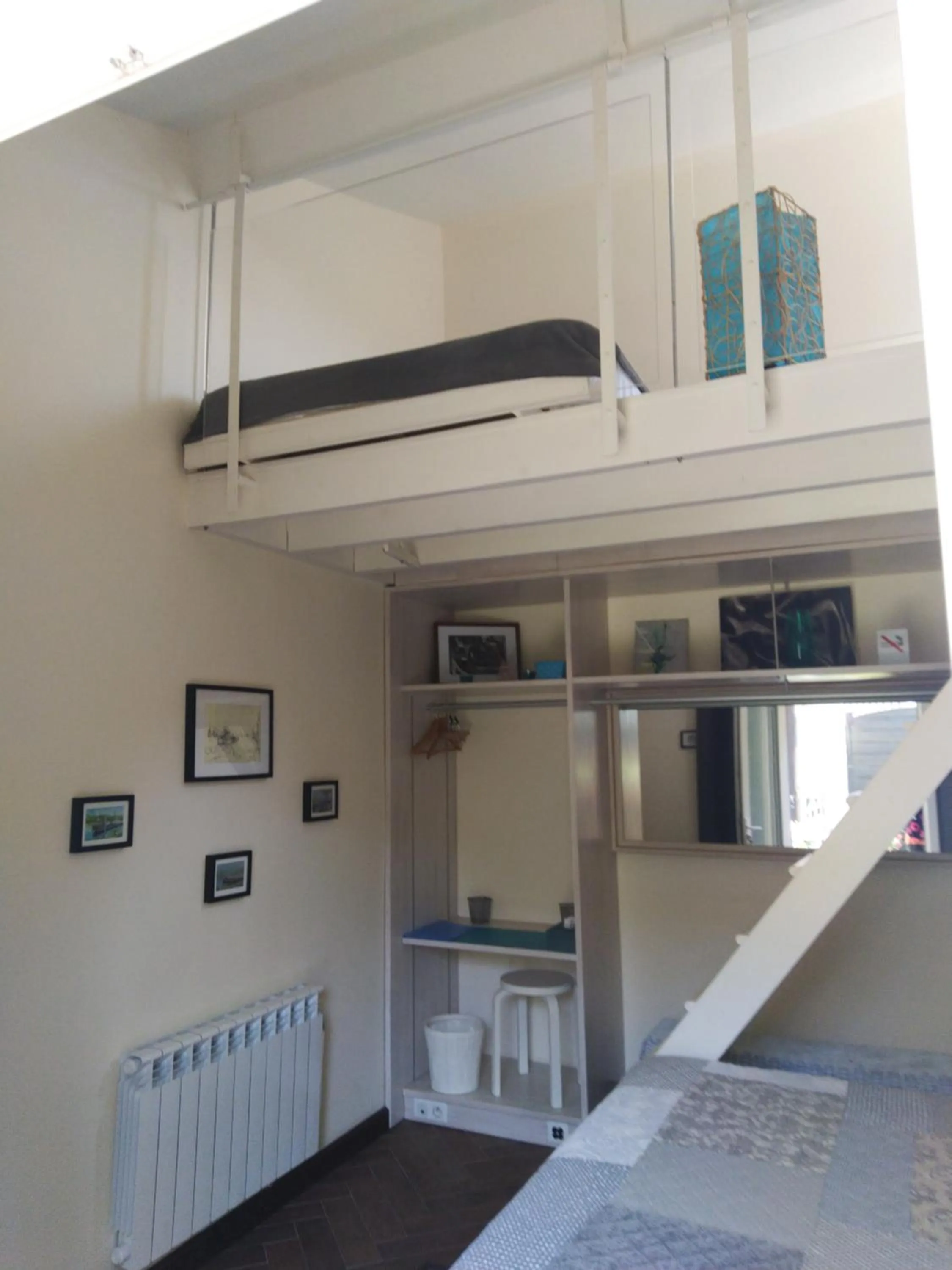 View (from property/room), Bed in L'ISLE DE FRANCE