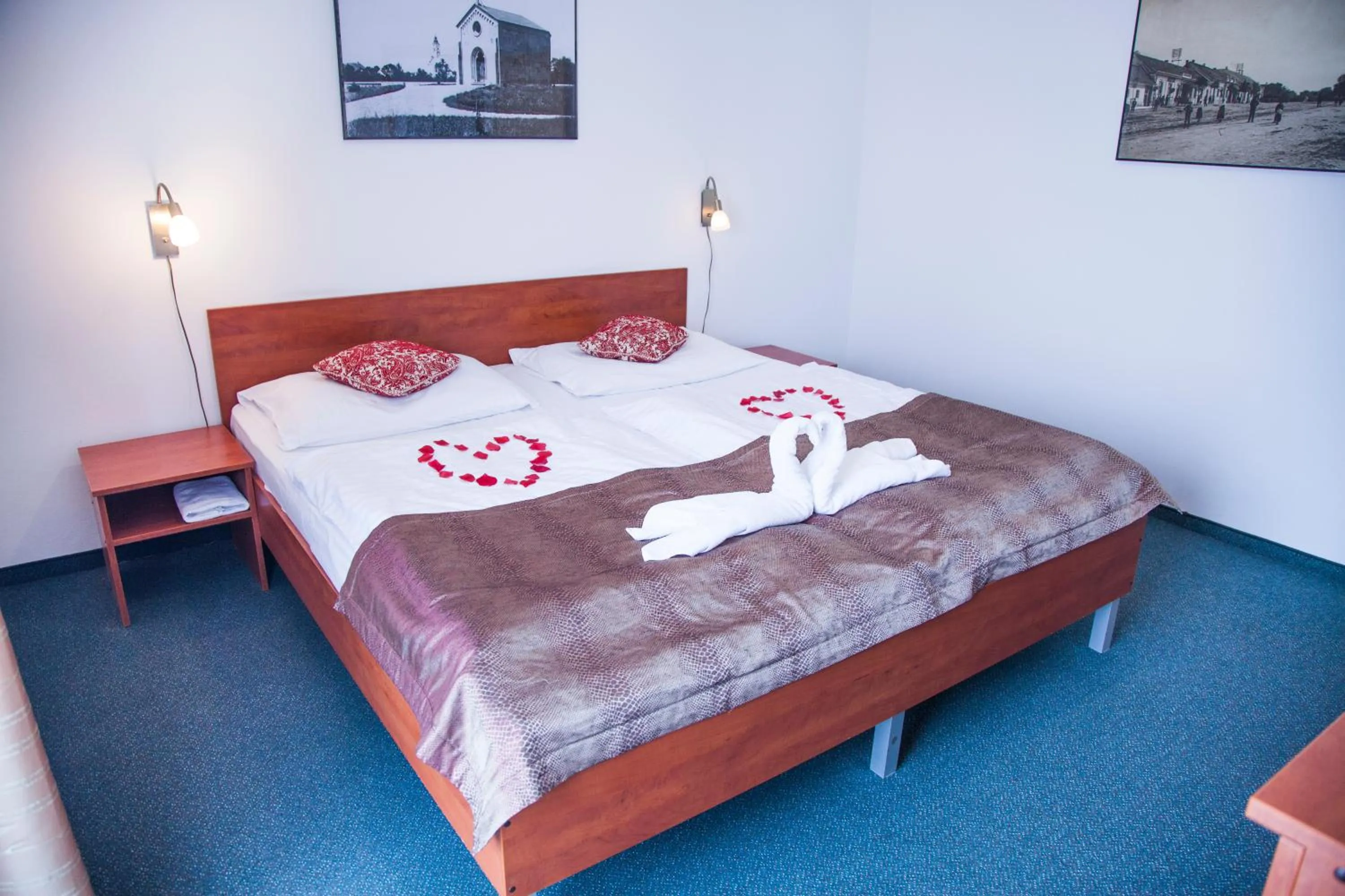 Photo of the whole room in Hotel Eminent