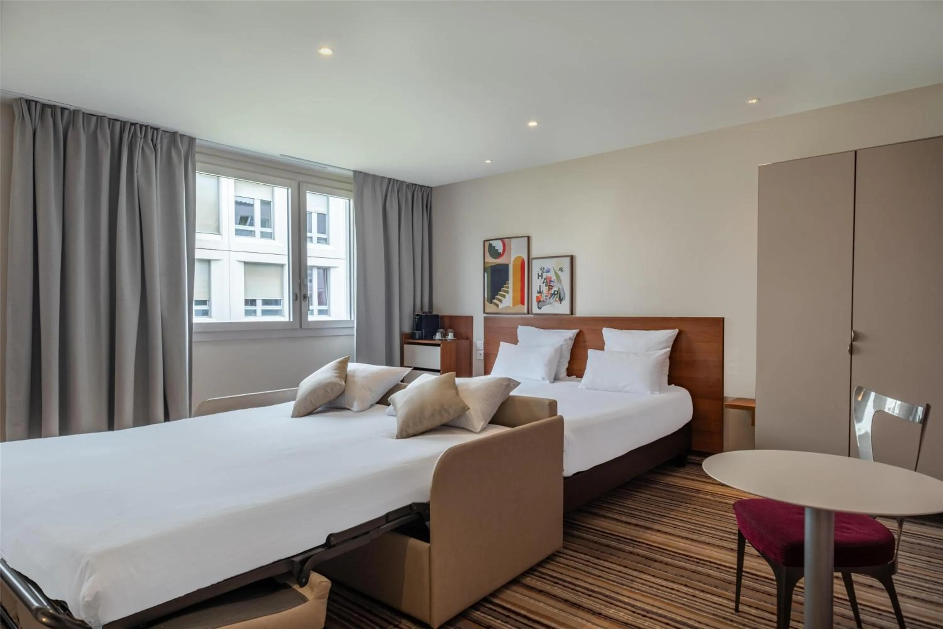Bed in Spark by Hilton Lyon Ouest