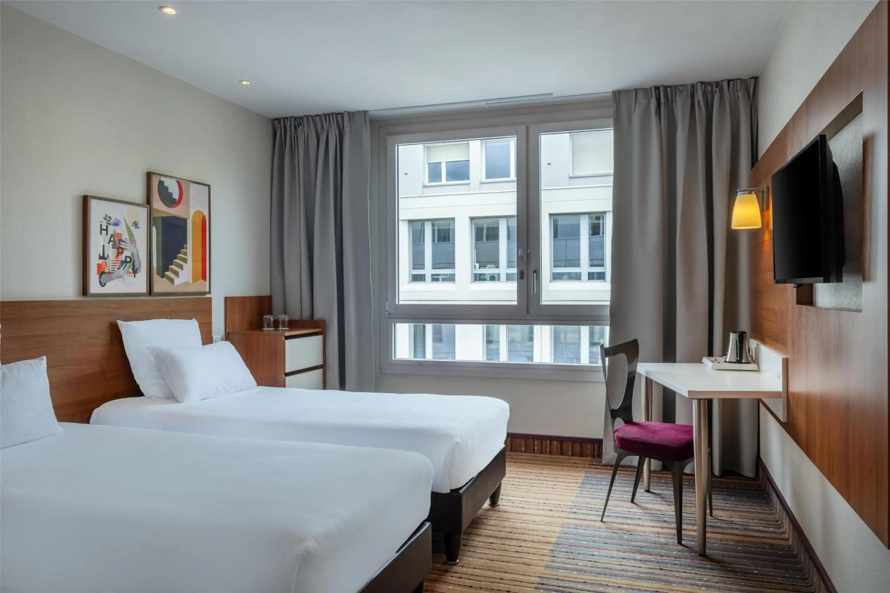 Bed in Spark by Hilton Lyon Ouest