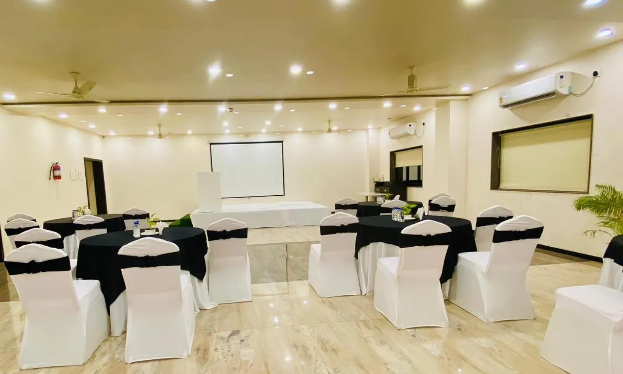 Banquet/Function facilities in The Fern Residency Parbhani