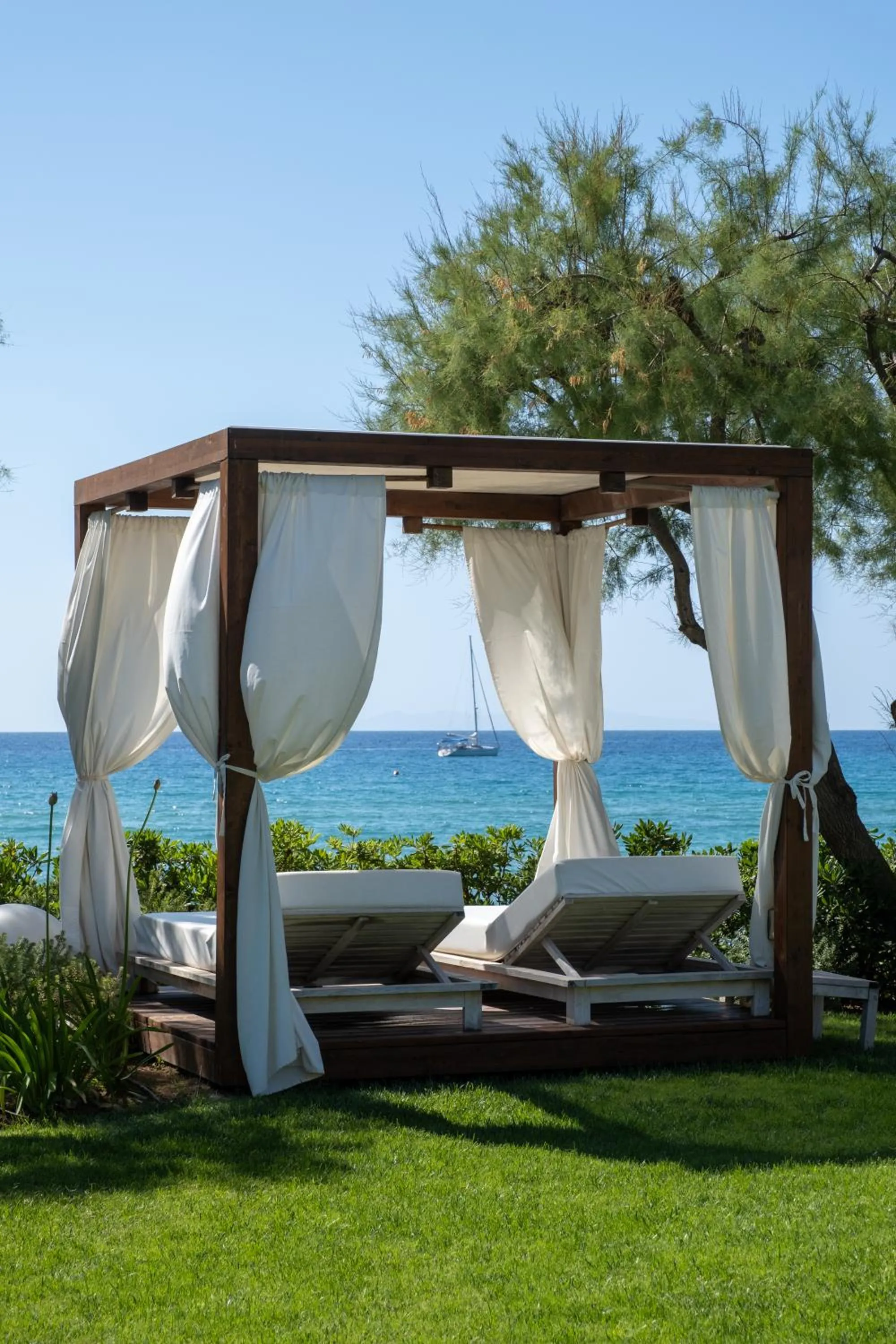 Garden in Baia Bianca Suites