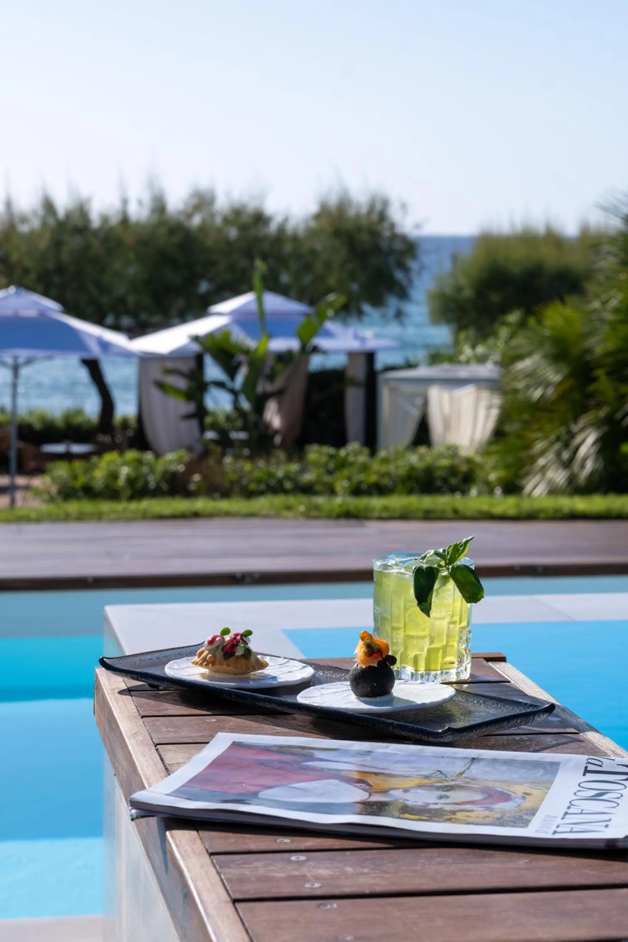 Food and drinks in Baia Bianca Suites