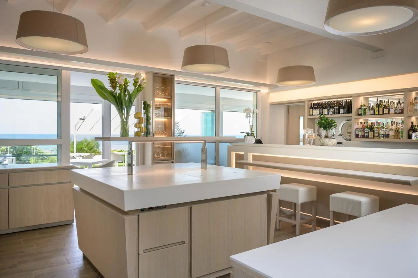 Lounge or bar in Baia Bianca Suites