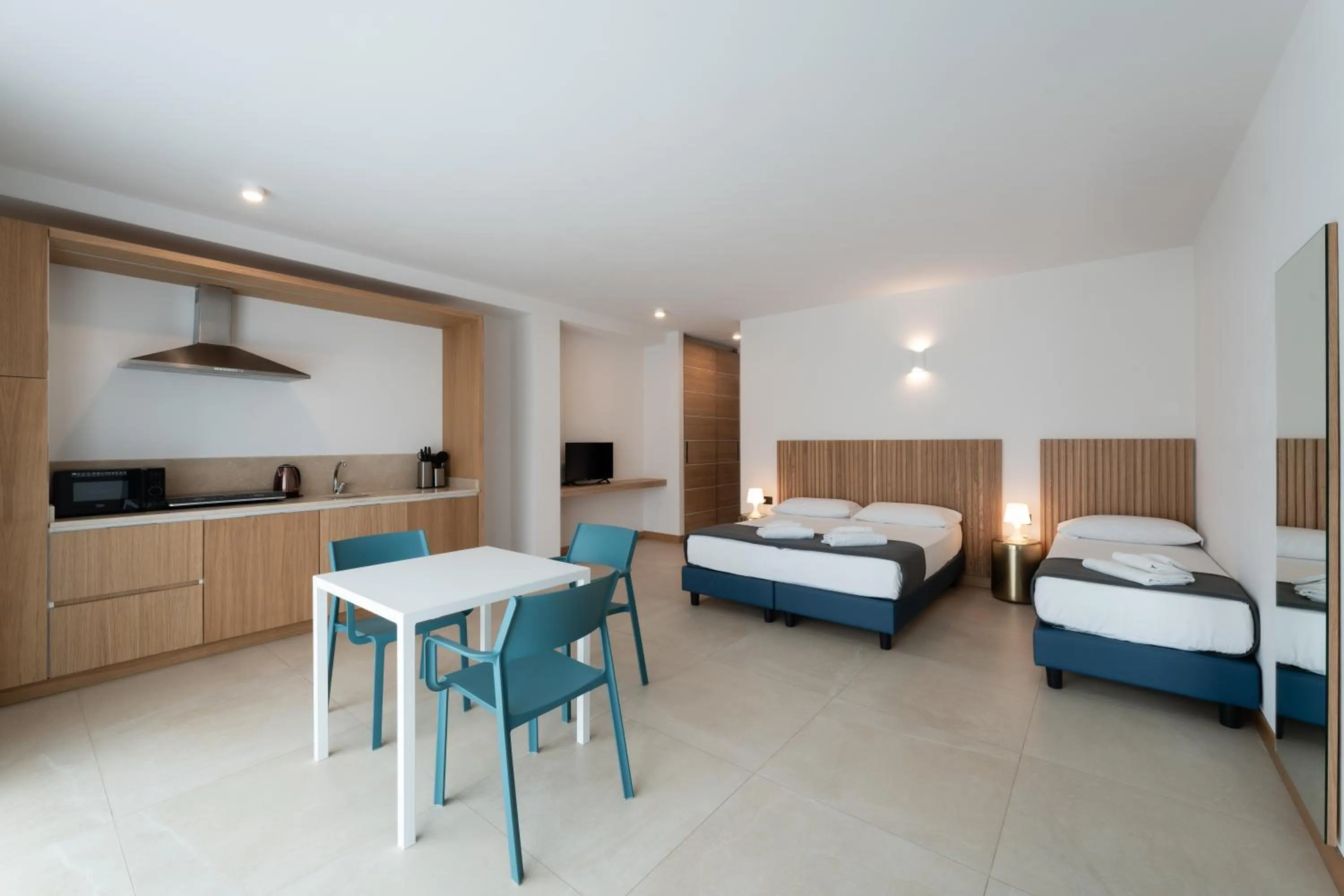 Bedroom, Bed in Hotel Delfino