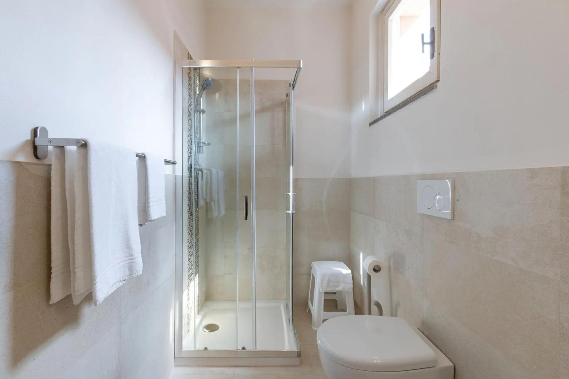 Bathroom in Hotel Delfino