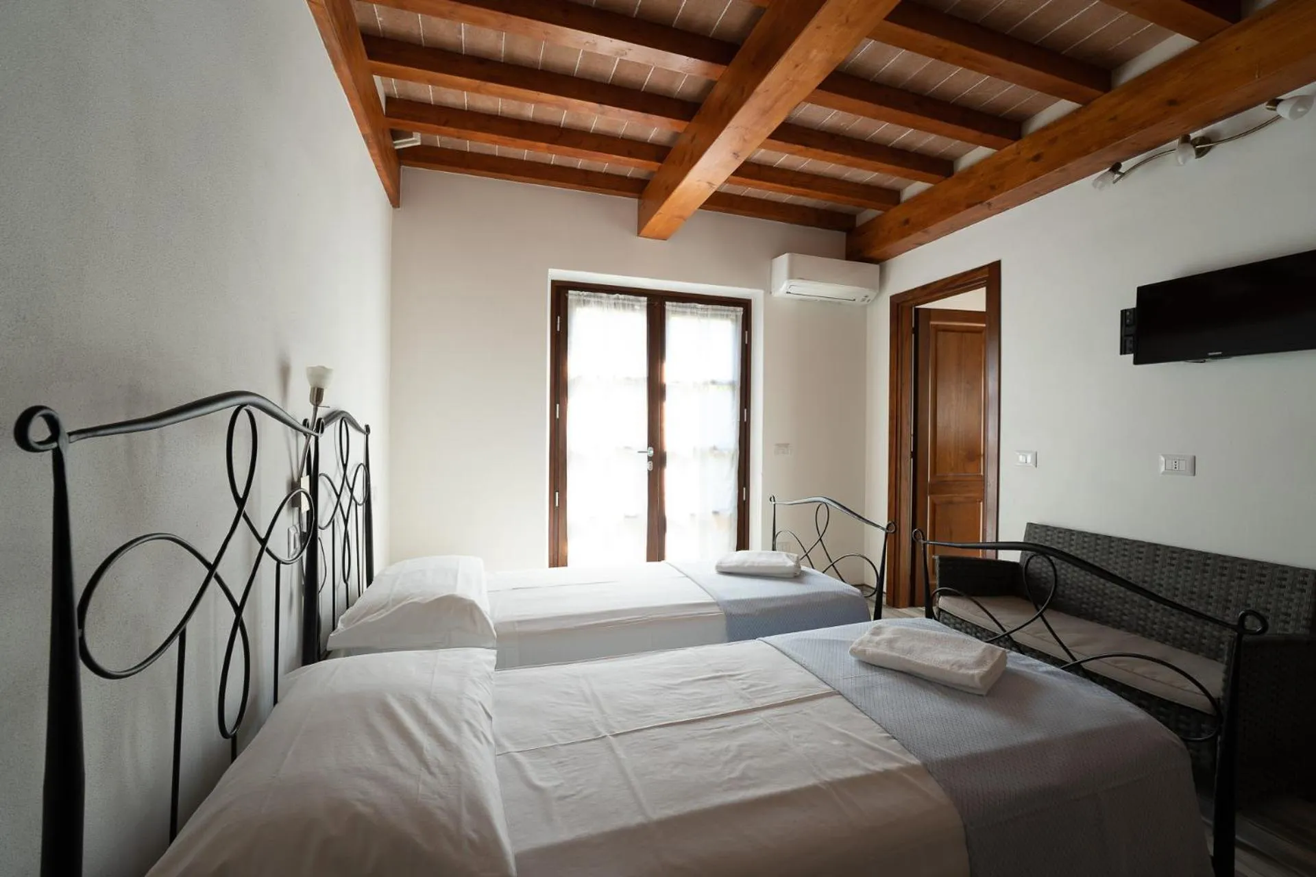 Photo of the whole room, Bed in Hotel Delfino