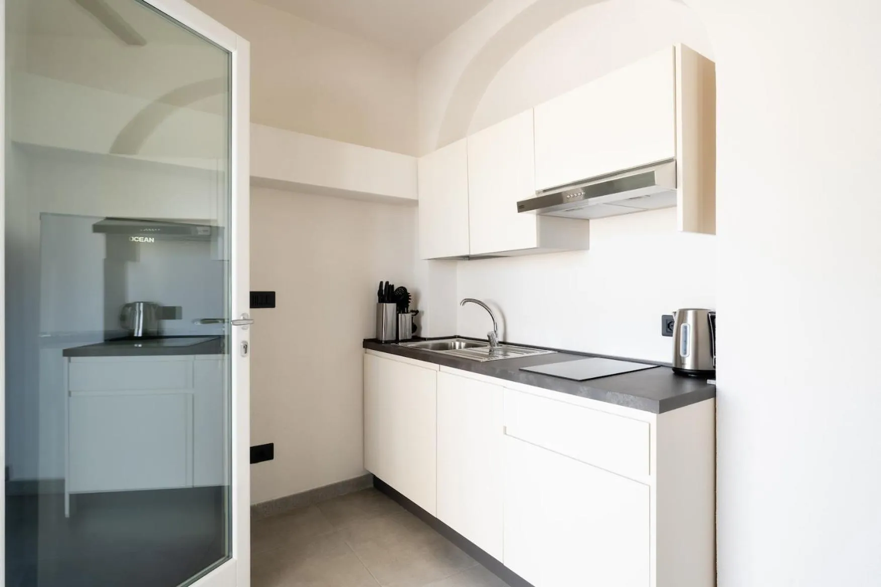 Kitchen or kitchenette in Hotel Delfino