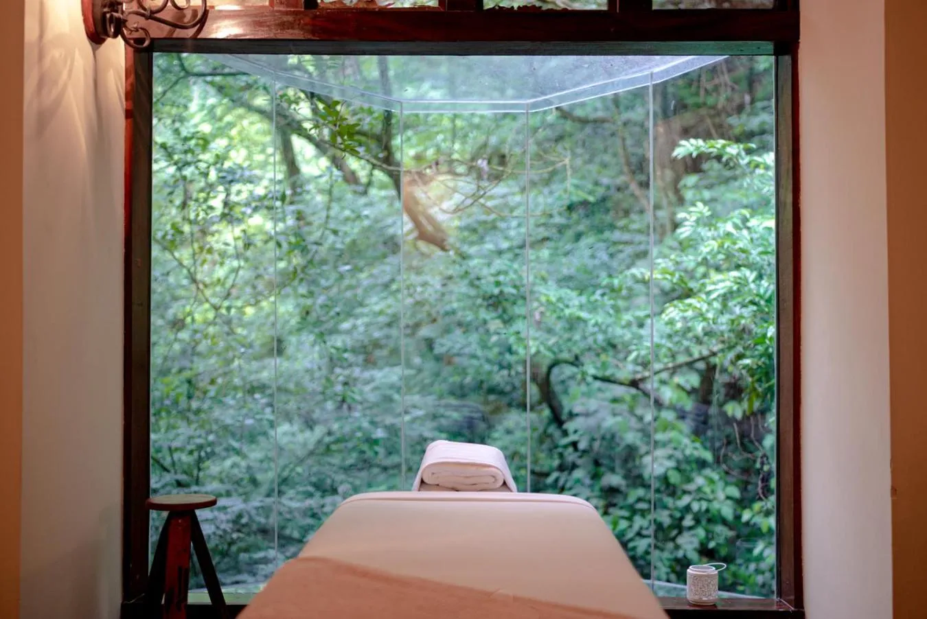 Massage in Borinquen Thermal Resort