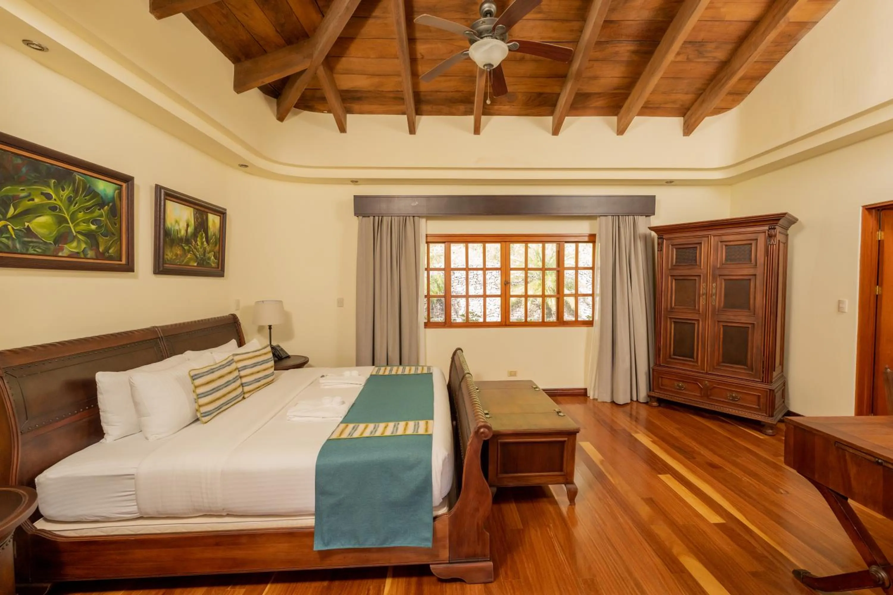 Bedroom, Bed in Borinquen Thermal Resort