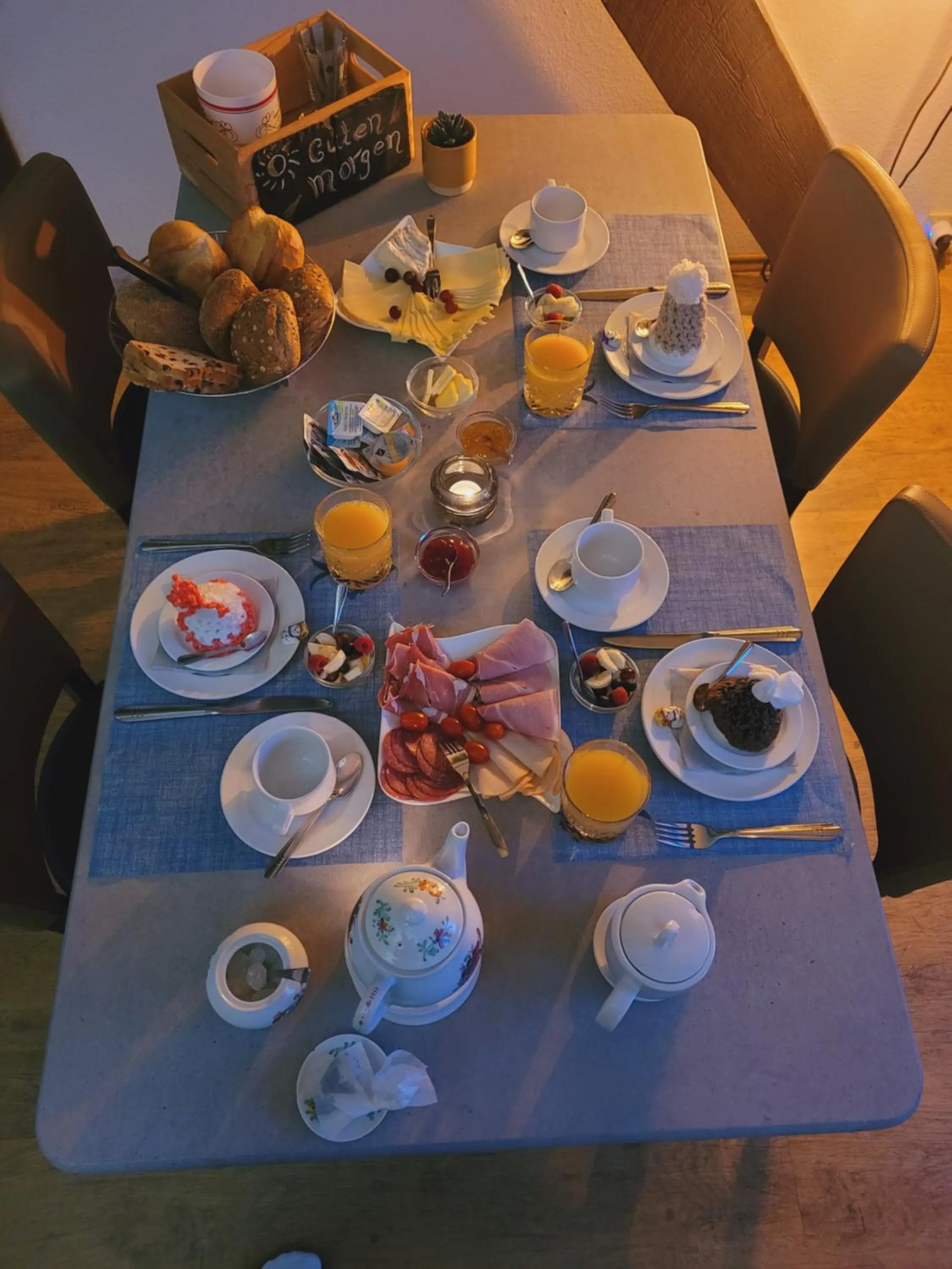 Food and drinks in Hotel Garni Kastanjehoff