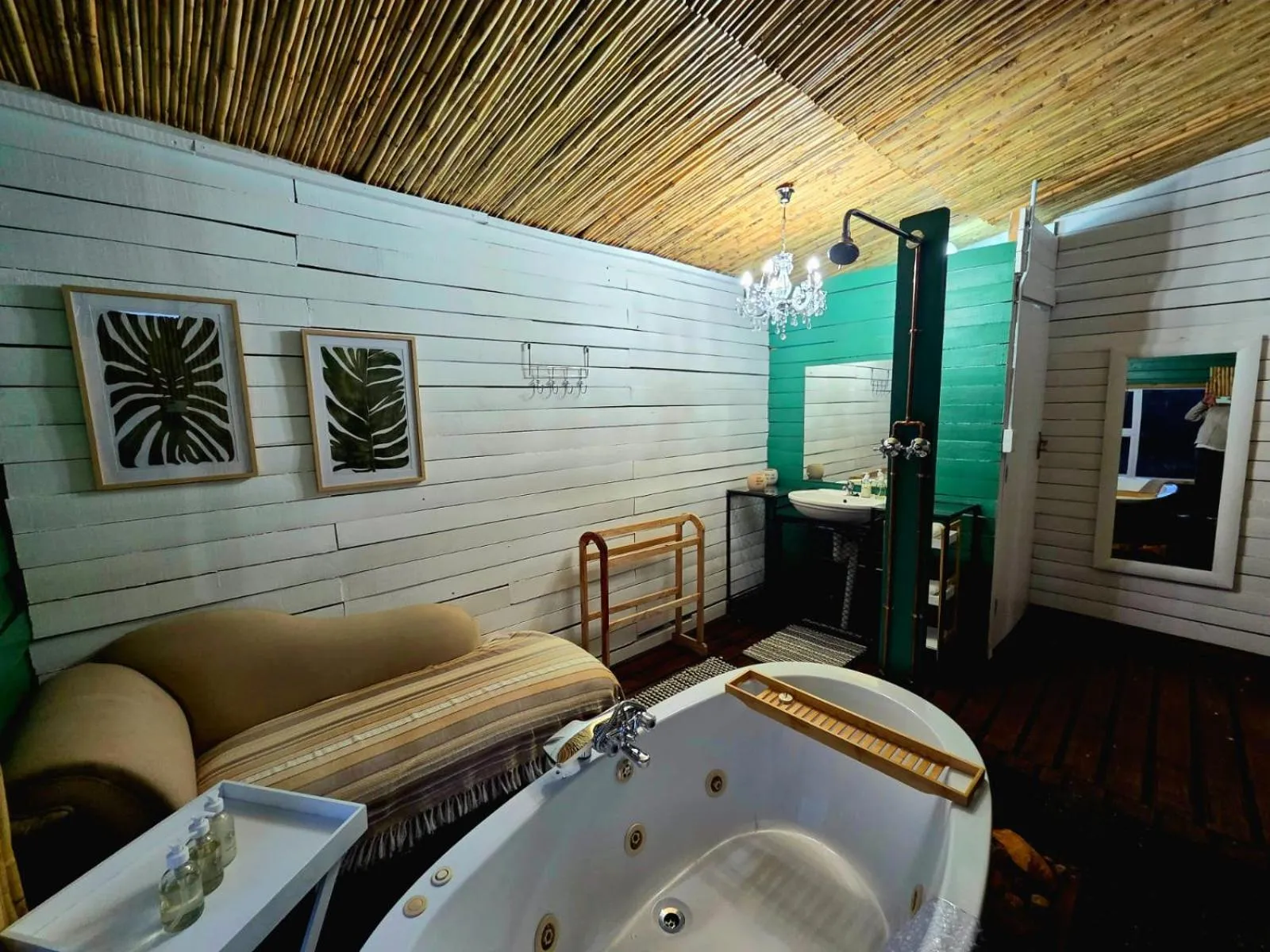 Hot Tub in Le Petit Karoo