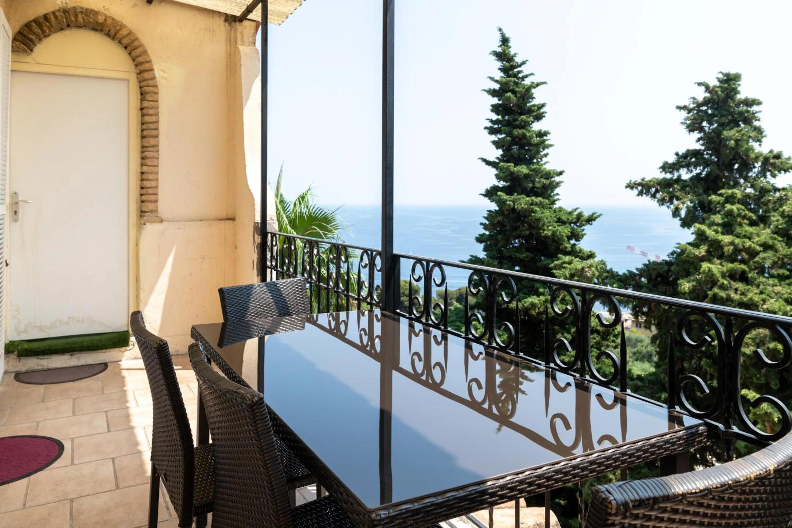 Sea view in Villa Azur Cap d'Ail
