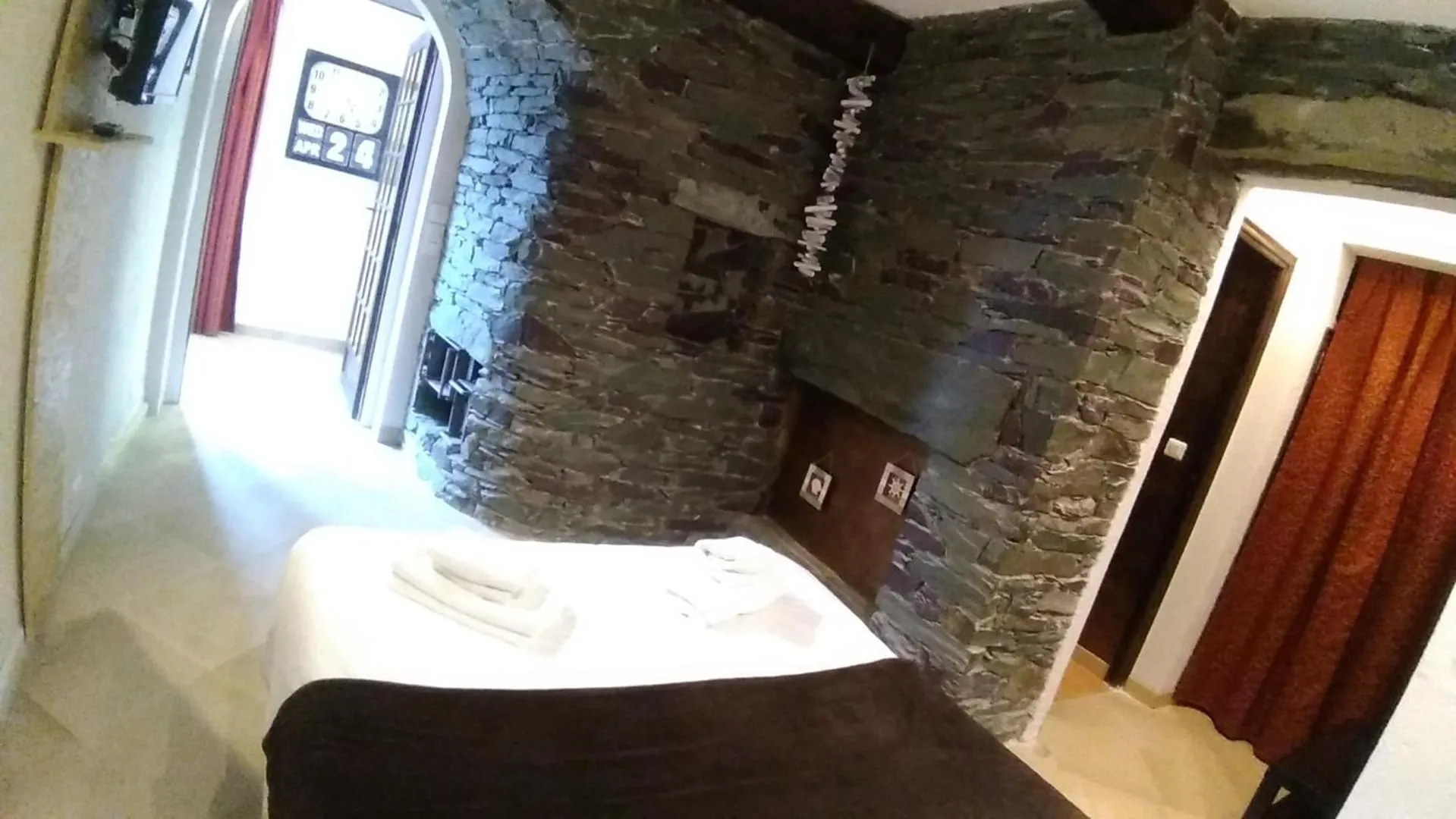 Photo of the whole room in Villa Azur Cap d'Ail