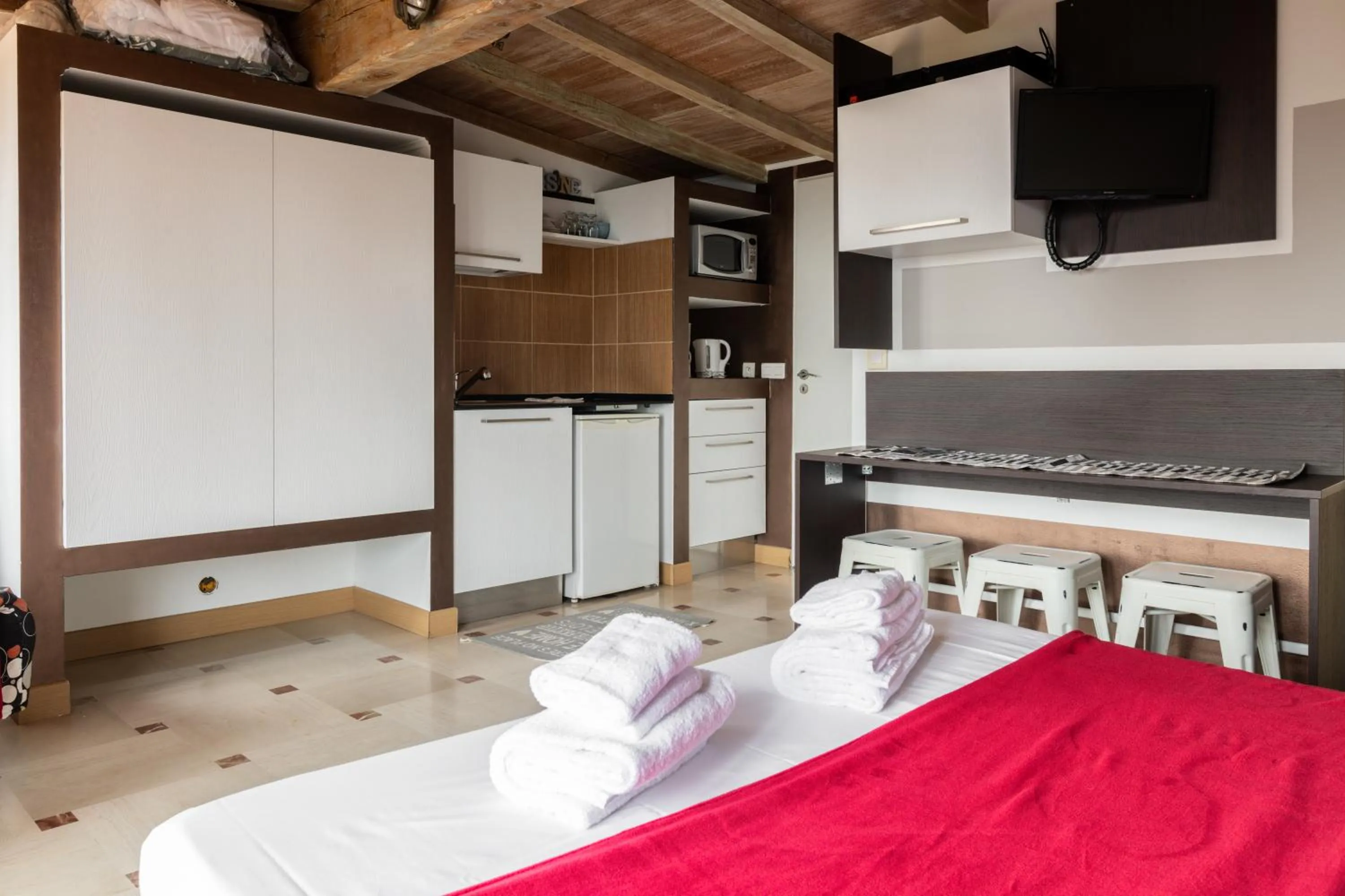 Photo of the whole room in Villa Azur Cap d'Ail