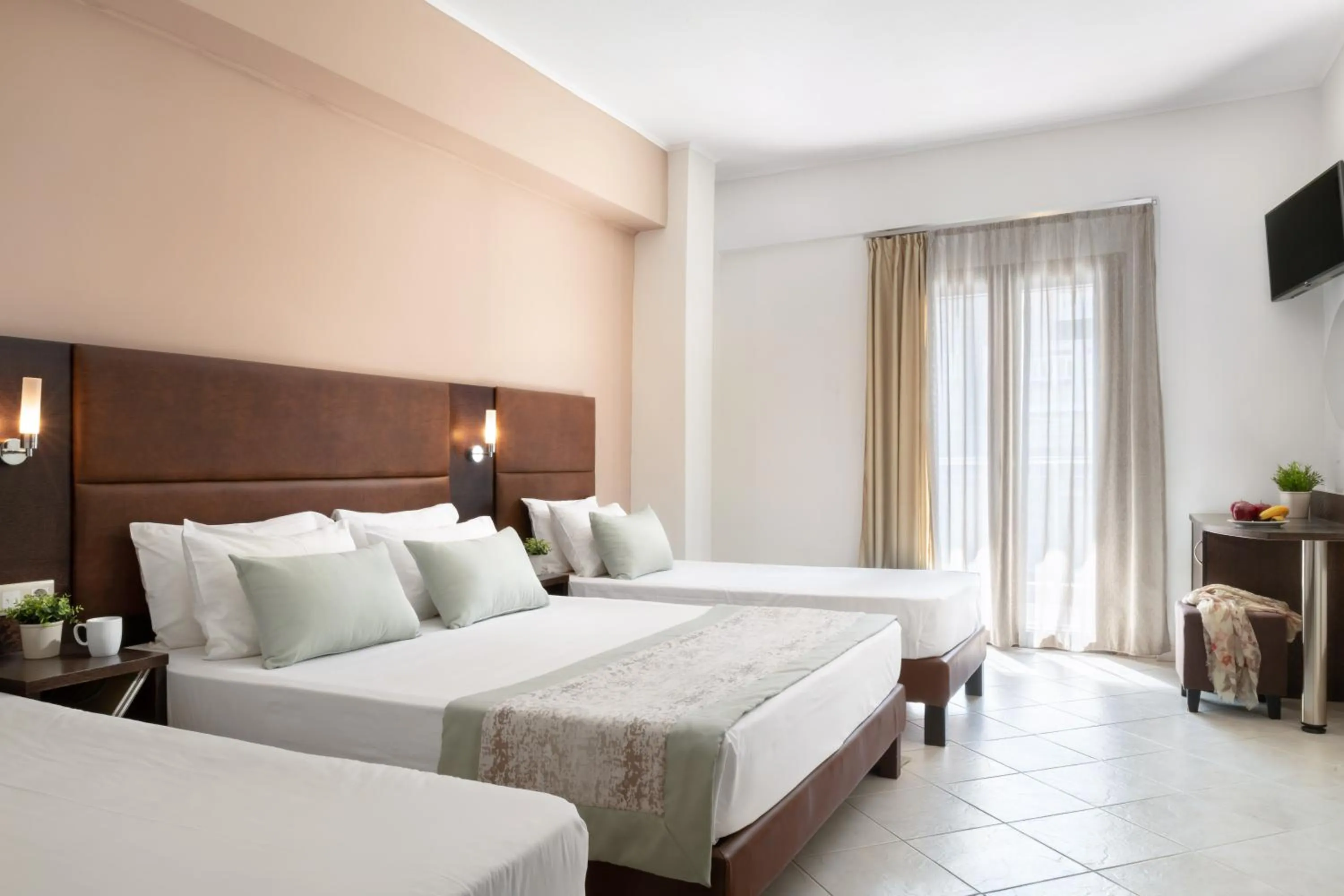 Photo of the whole room in Hotel Simeon