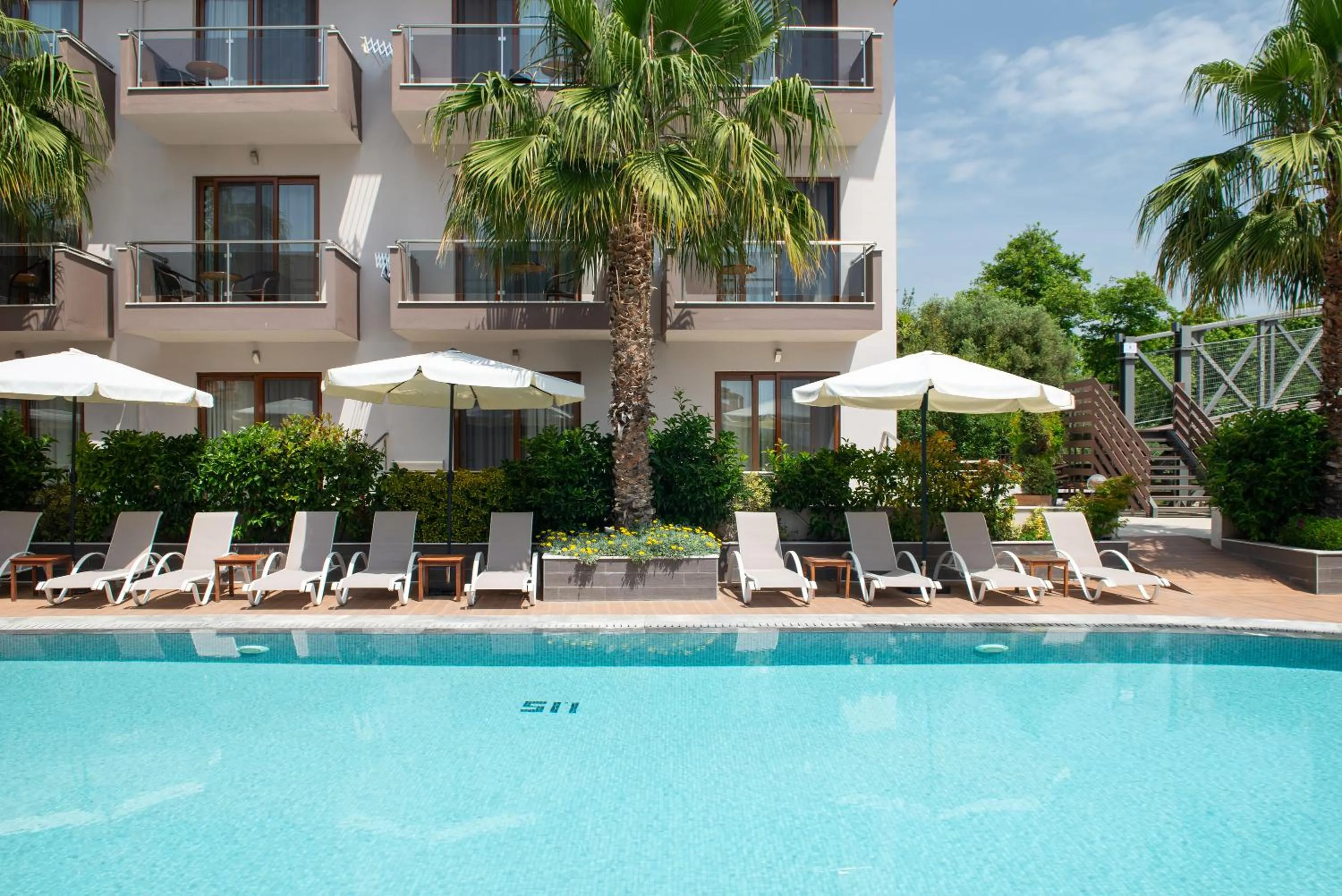 Property building in Hotel Simeon