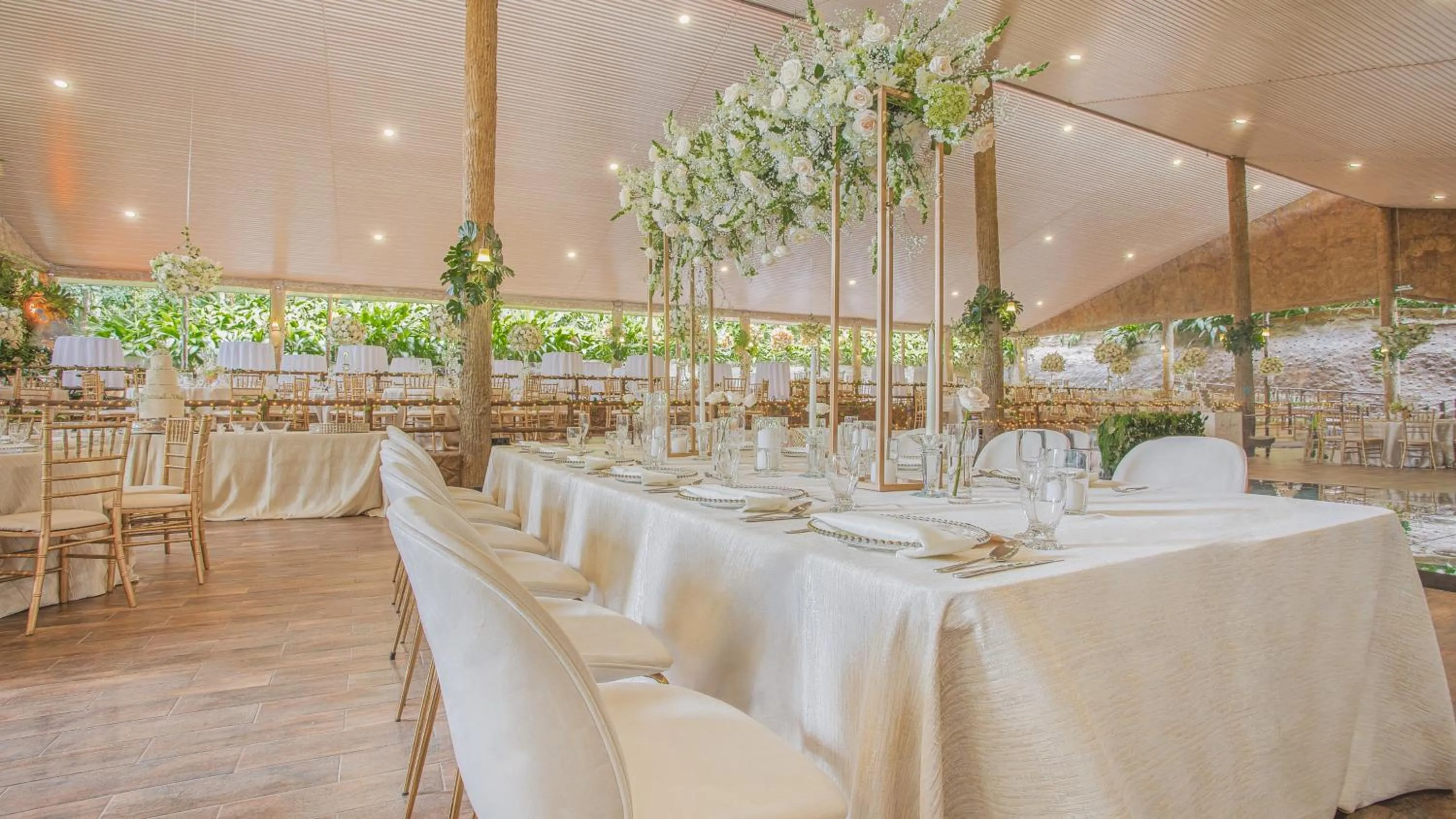 Property building in Hotel Los Lagos Spa & Resort