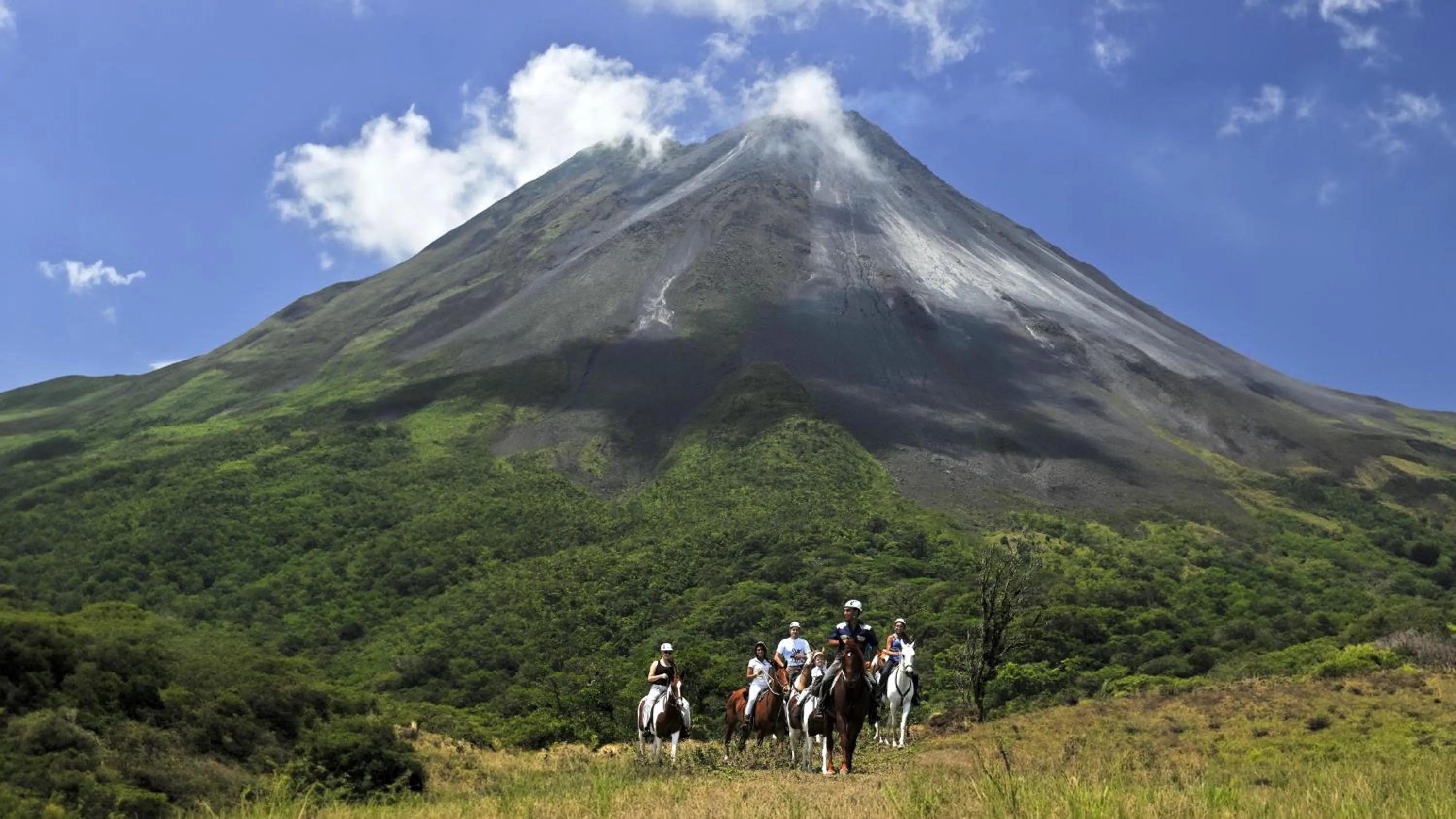 Activities in Hotel Los Lagos Spa & Resort