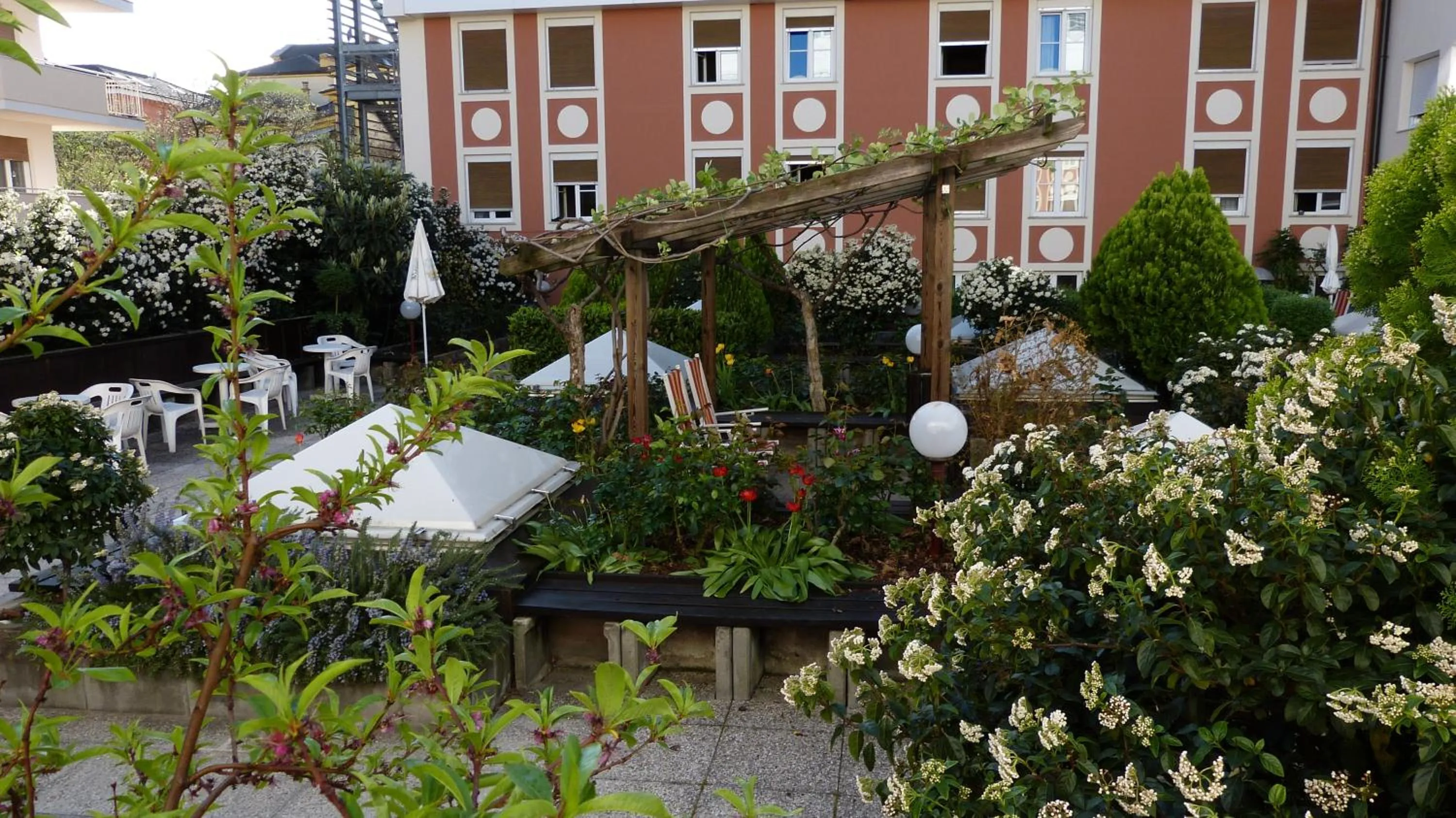 Garden in Kolpinghaus Bolzano
