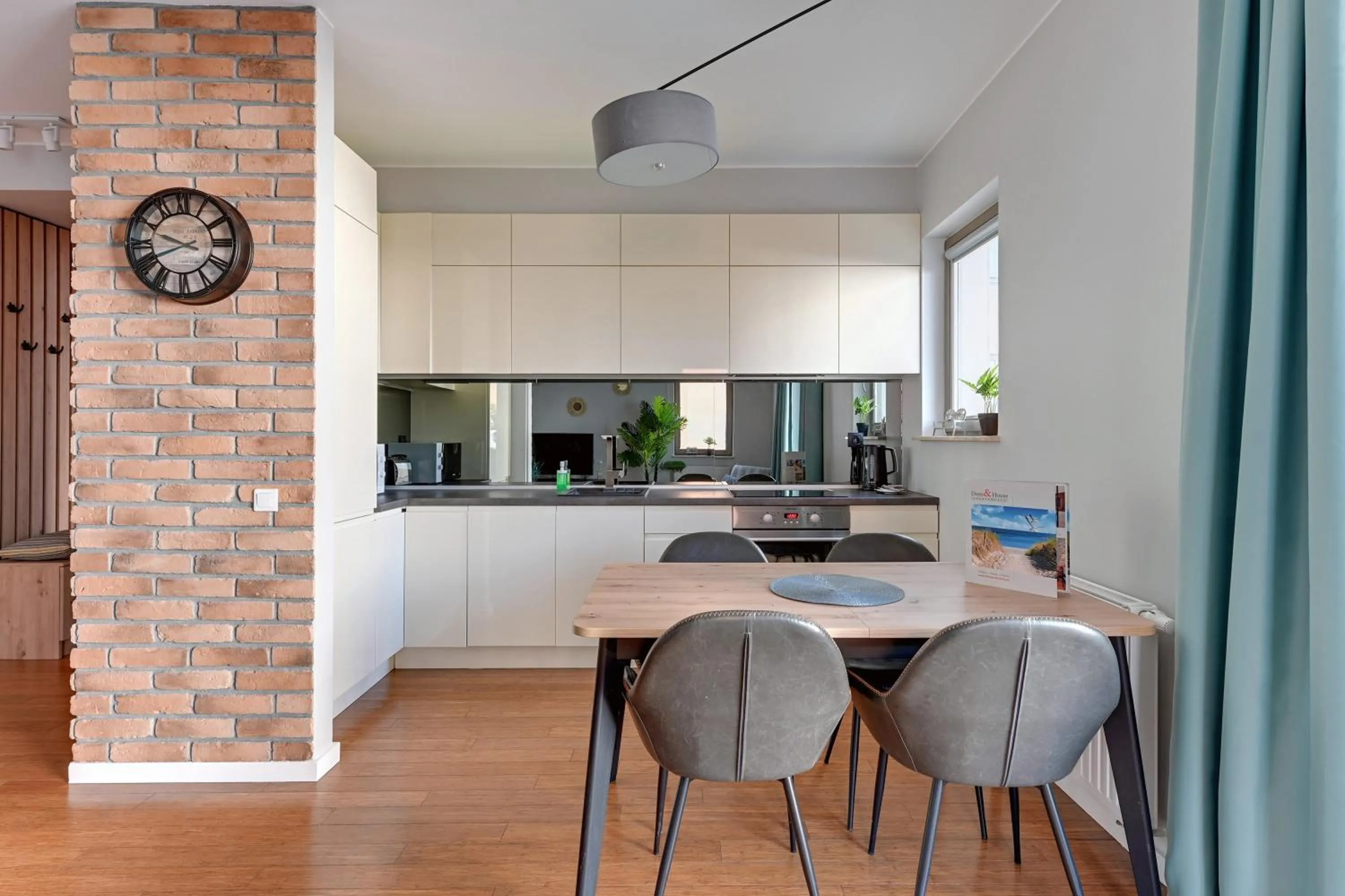 Kitchen or kitchenette in Dom & House – Old Town Waterlane