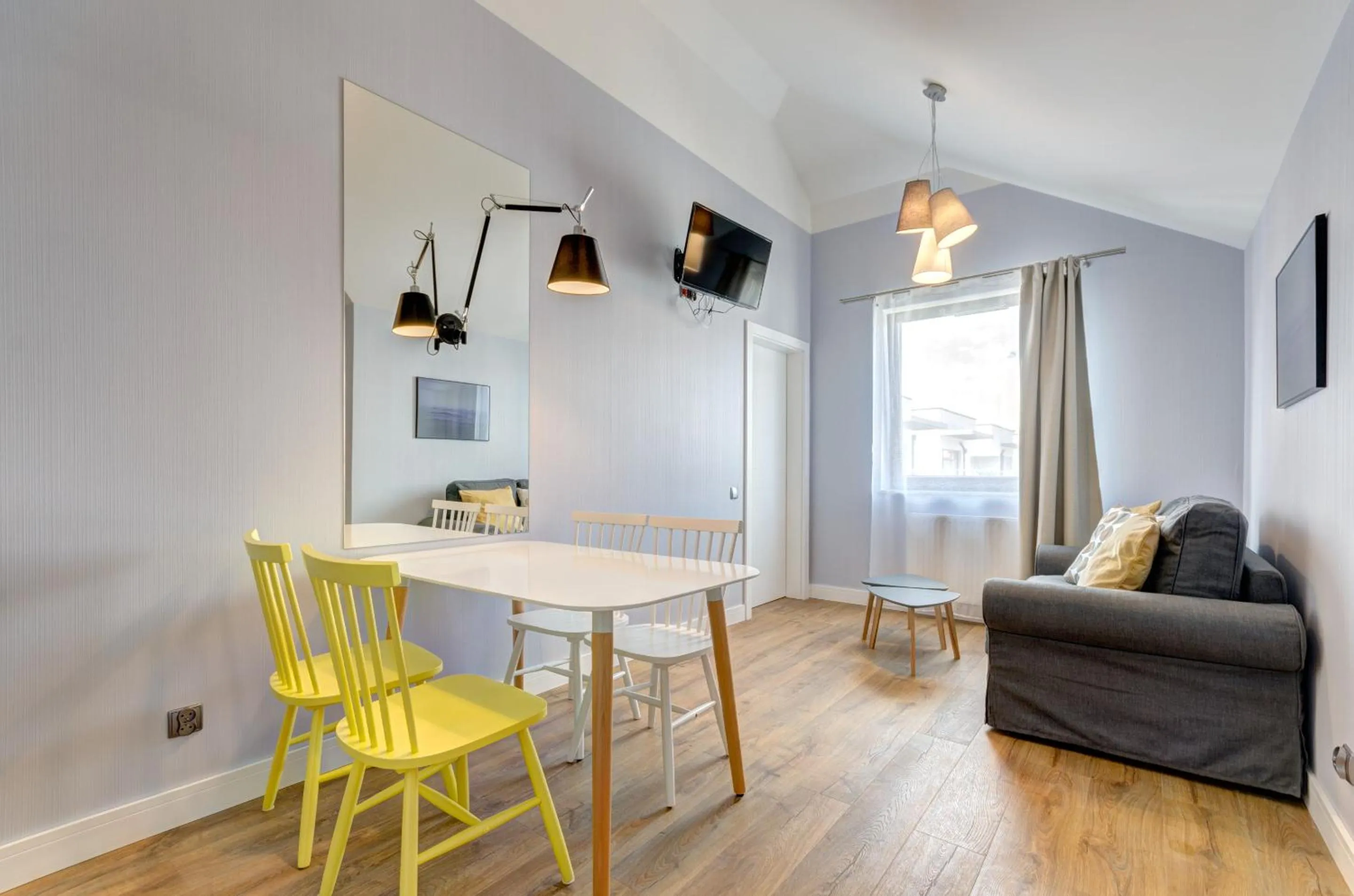 Dining area in Dom & House – Old Town Waterlane